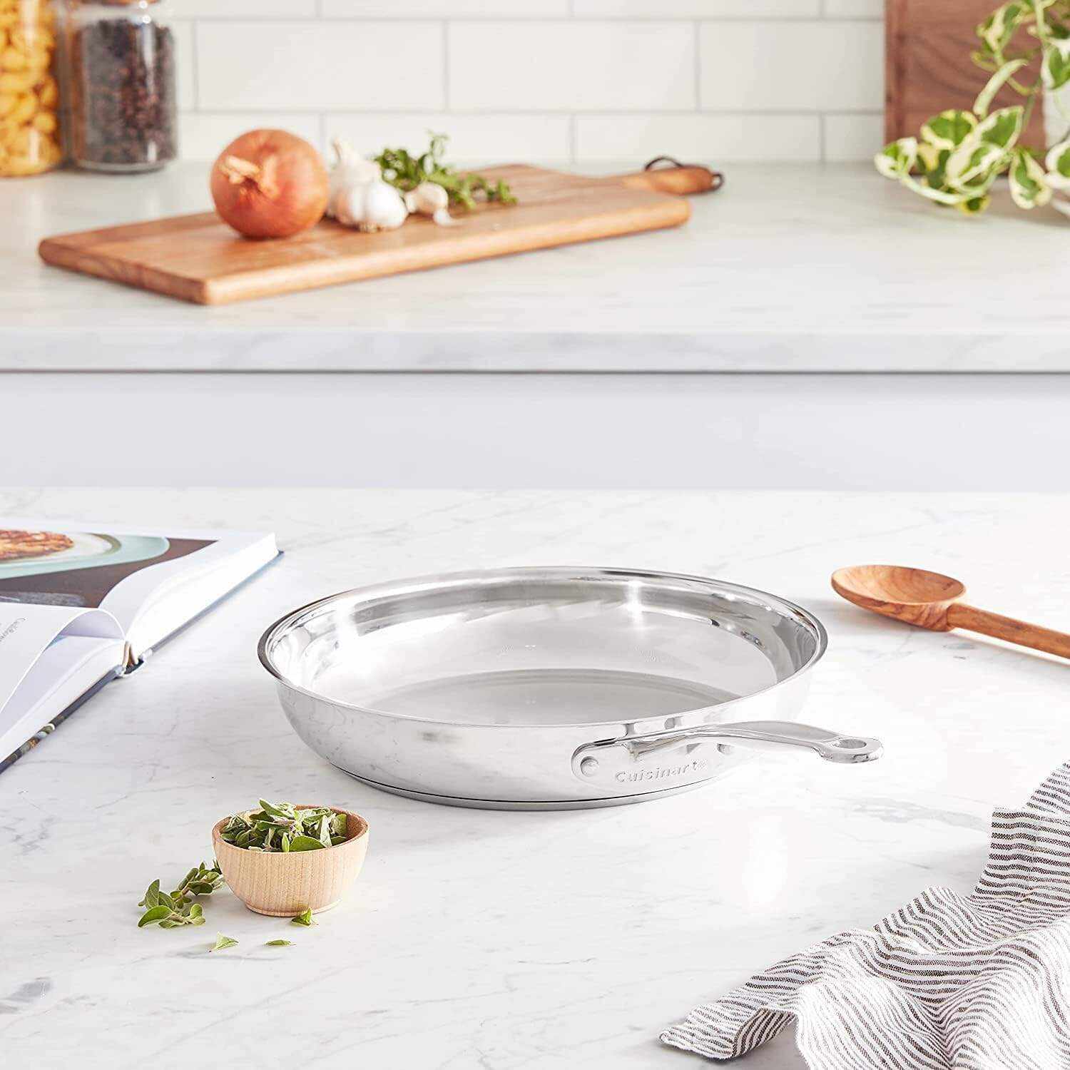 Stainless Steel 17-Piece Set Chef's-Classic-Stainless-Cookware-Collection