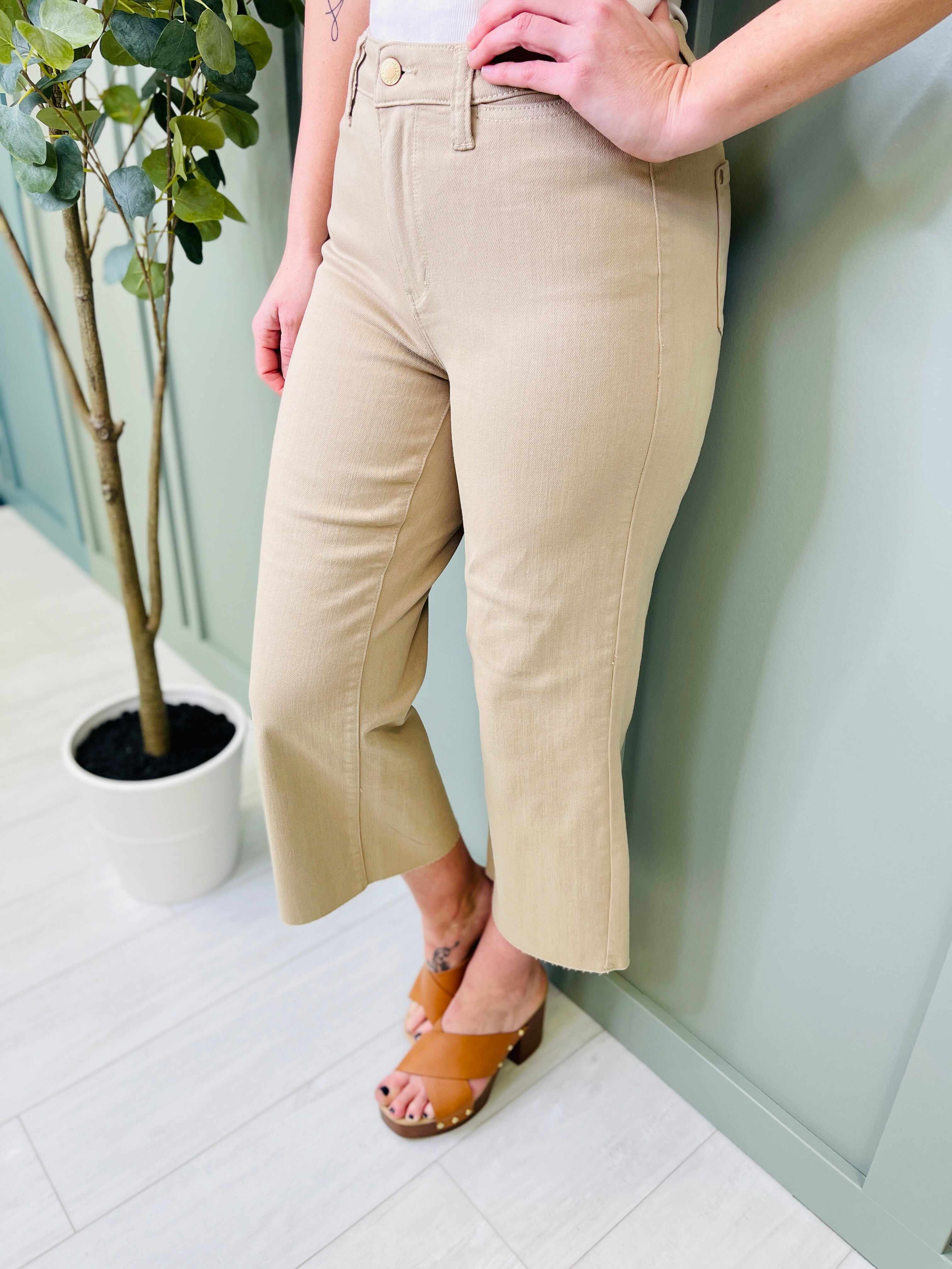 RESTOCK! REG/CURVY Khaki Girl Cropped Wide Leg Jeans