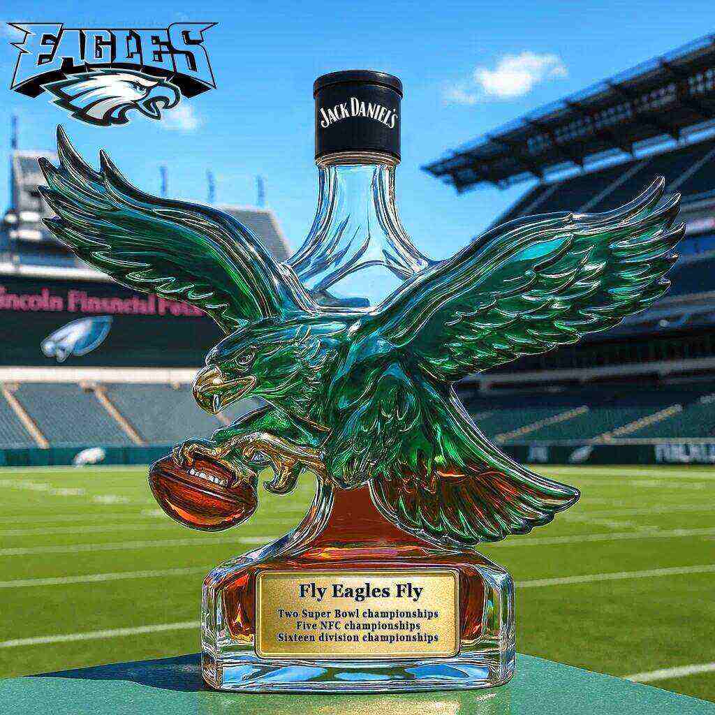 Philadelphia Eagles Retro Logo Whiskey Bottle