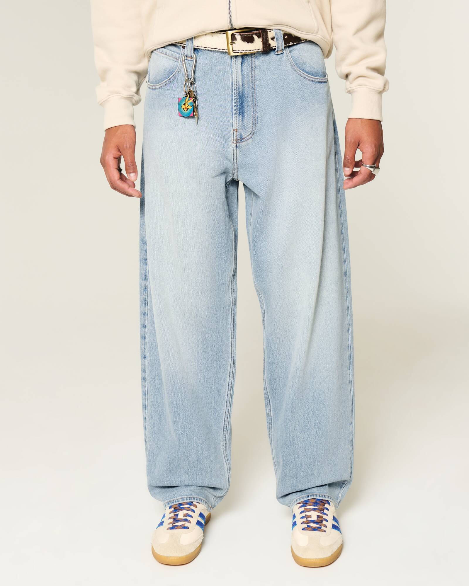 Medium Wash Skater Baggy Jeans