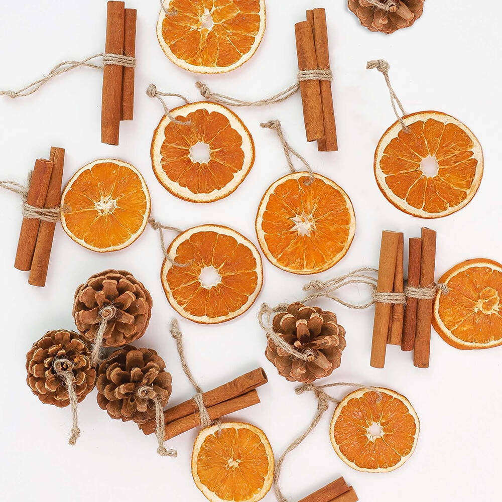 Natural Orange Slices Cinnamon Pinecones Ornament
