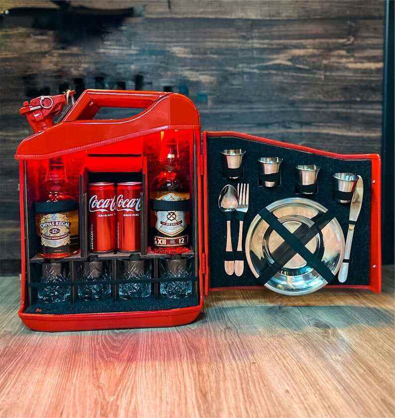 20 L Metal Red Jerry Can Mini Bar, Metal Mini Bar With Wood Inside With Picnic Set, Custom Fuel Bar, Valenetine's Day Gift, Gift for Him