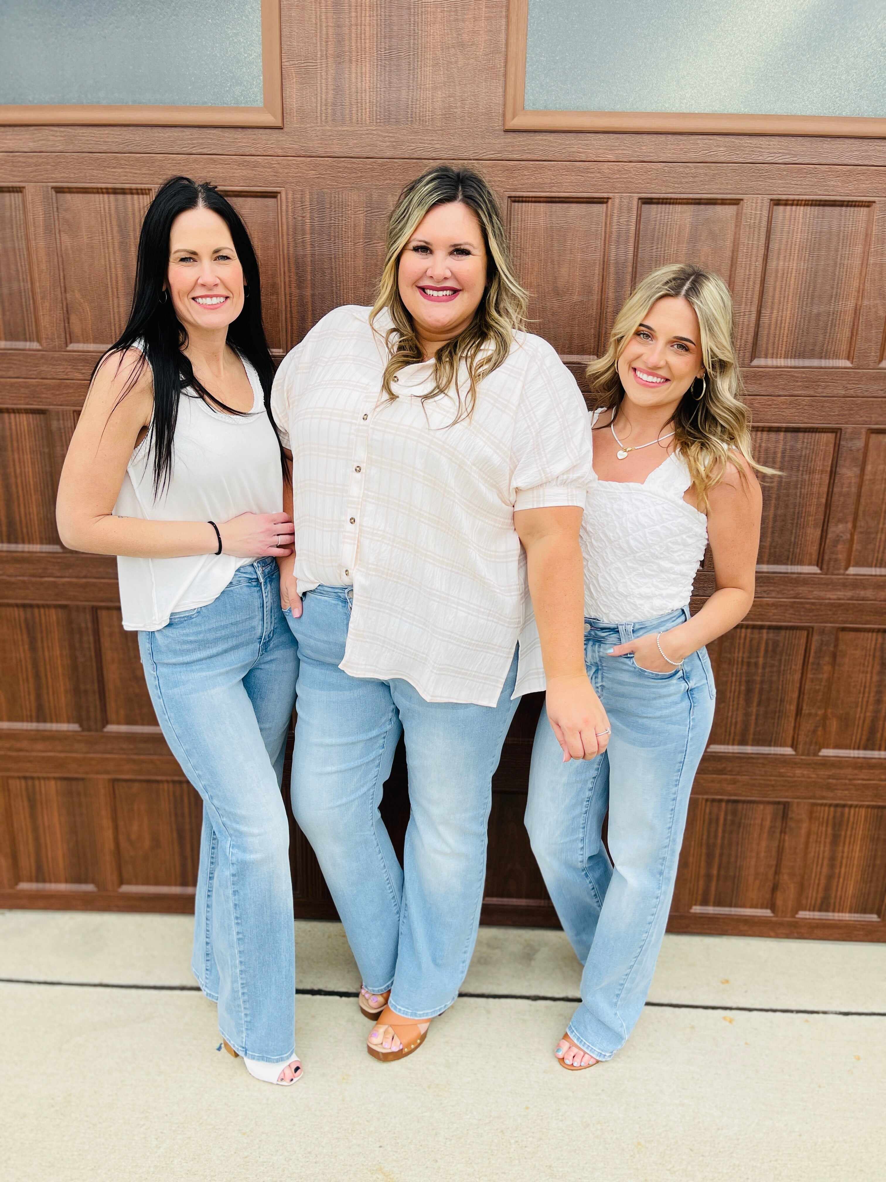 RESTOCK!  REG/CURVY Out of Pocket Love Lavender Stitching Wide Leg Jeans