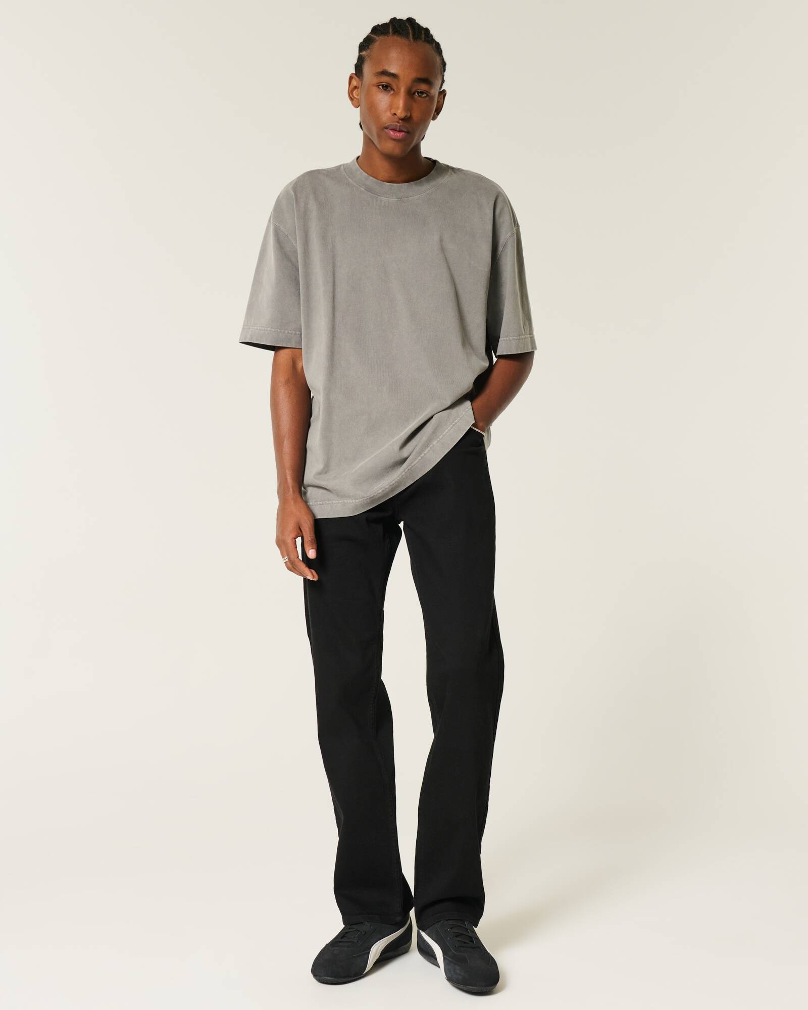 Light Wash Straight Jeans