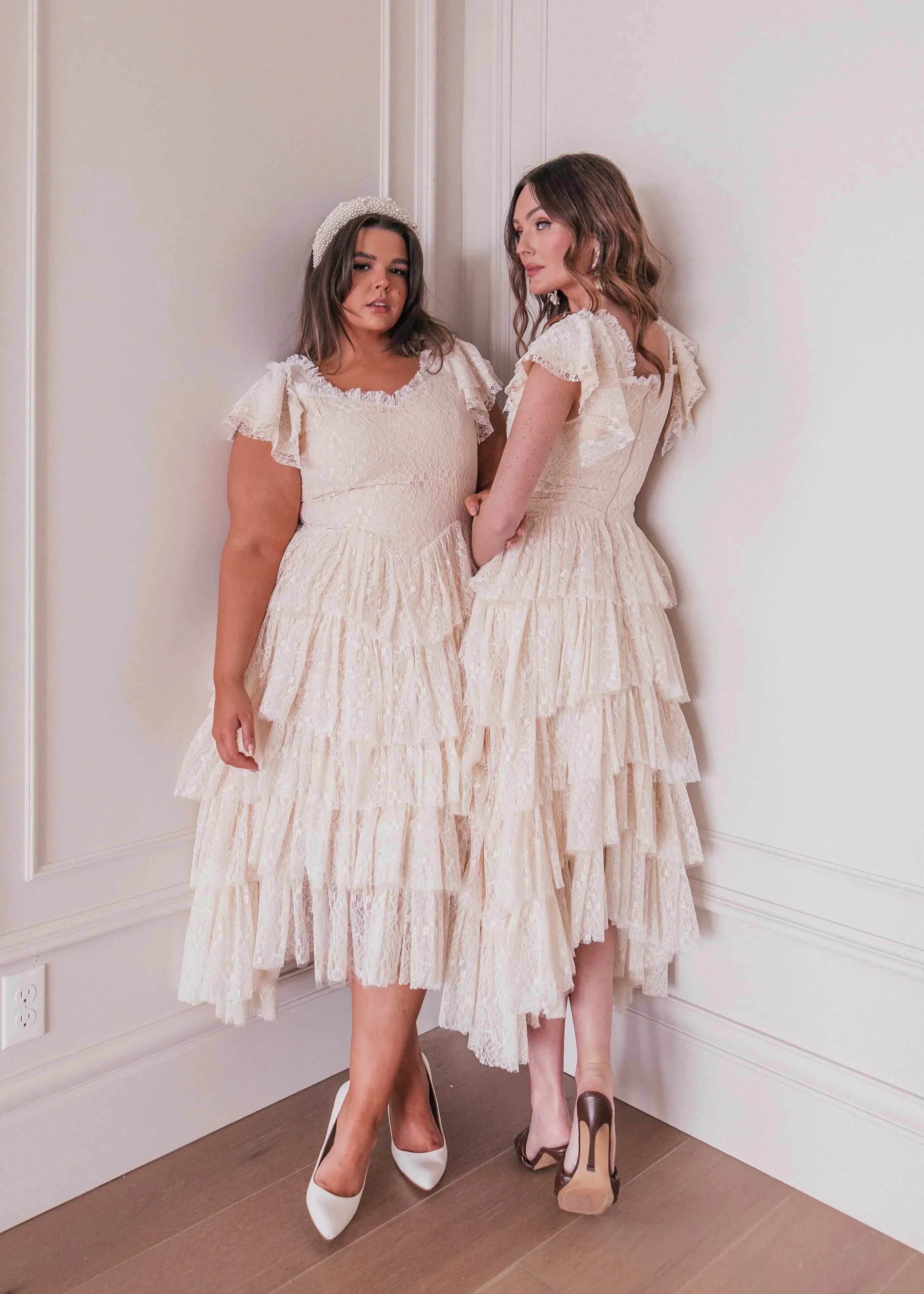 Mia Dress Champagne