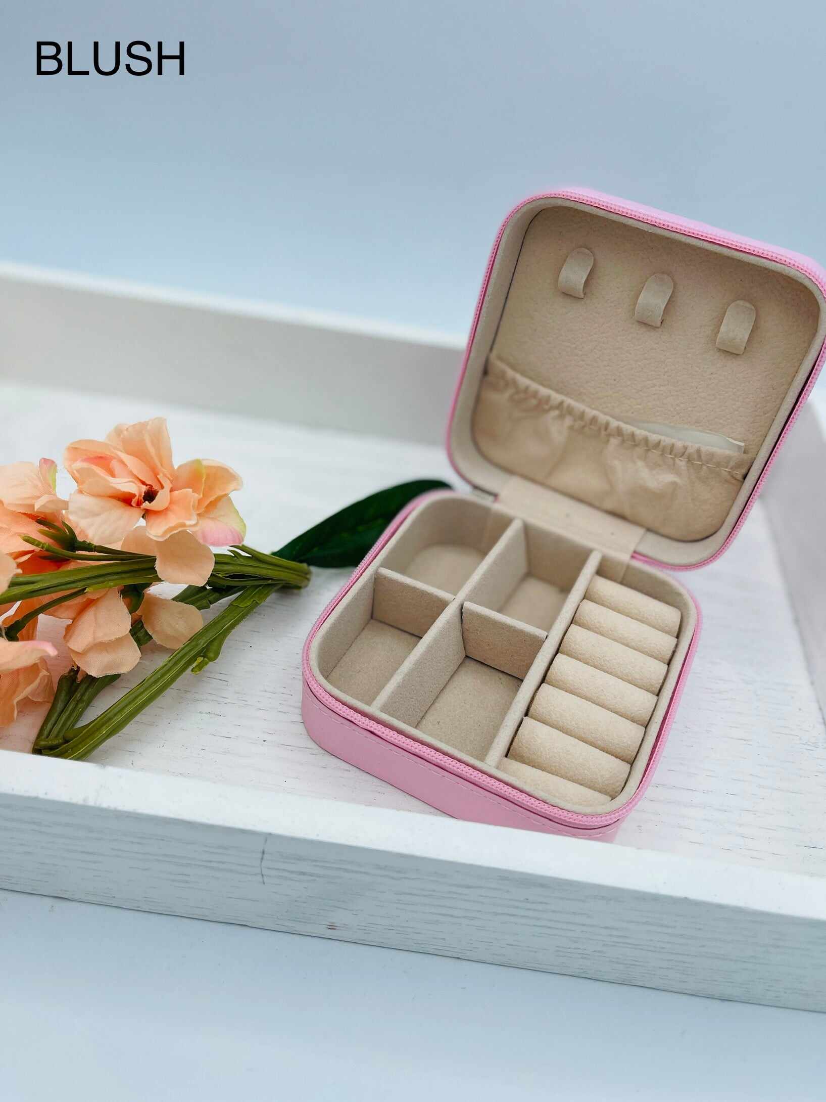 Mini Jewelry Case- Multiple Colors!