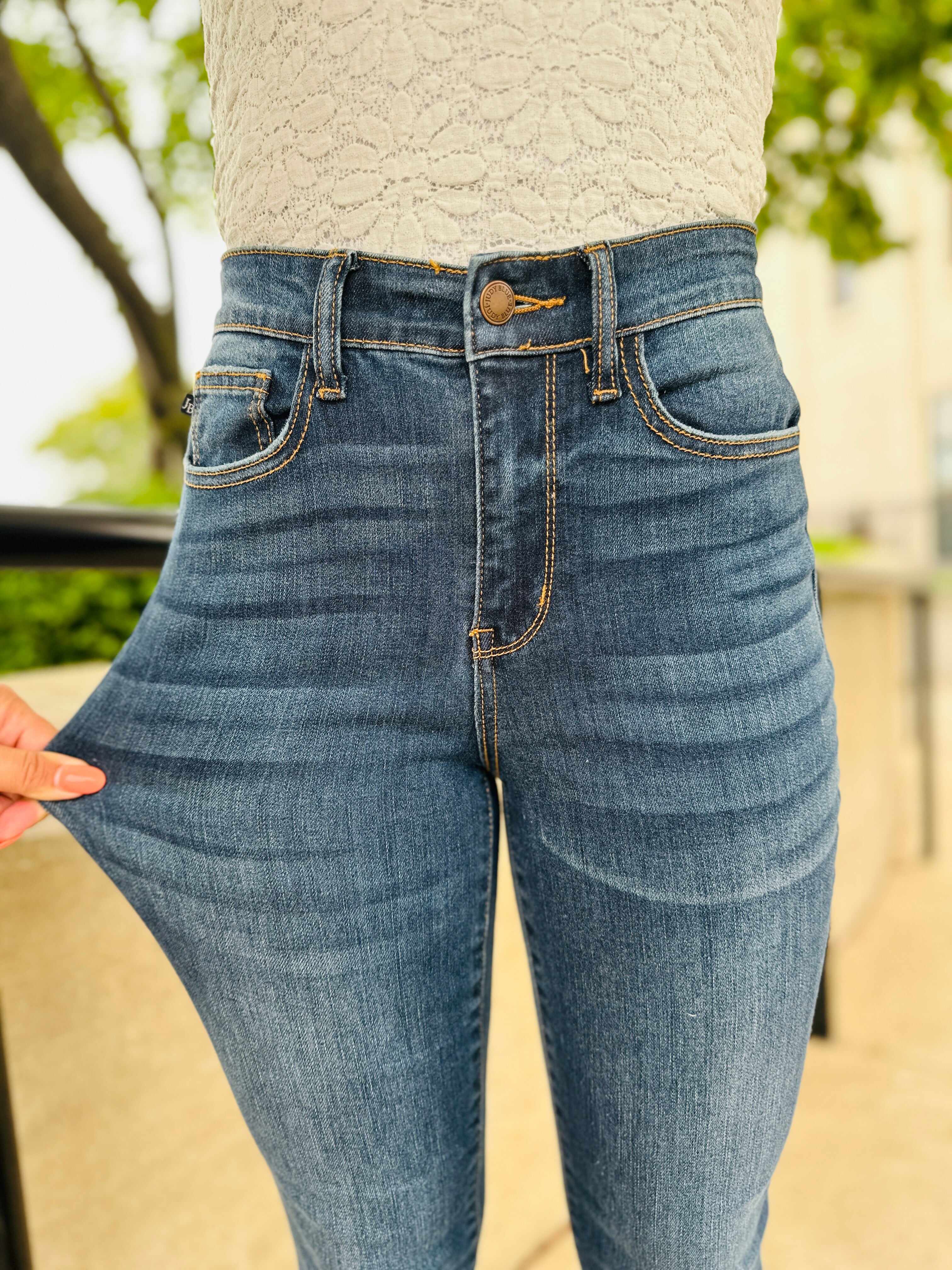 Reg/Curvy Blessed and NonDistressed Relaxed Fit Jeans