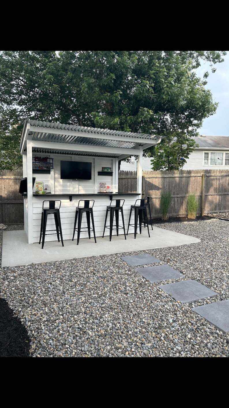 Bars To Yards US outdoor bar, patio, poolside bar, backyard fun, beer, alcohol games, sports bar, summer, family bonding, tavern, summer fun