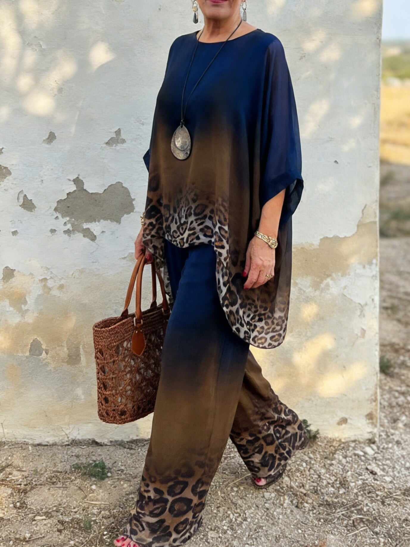 🔥Summer Arrivals🌟Elegant And Cozy Leopard Print Top And Pants Two-piece Set
