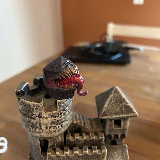 Mimic Dice