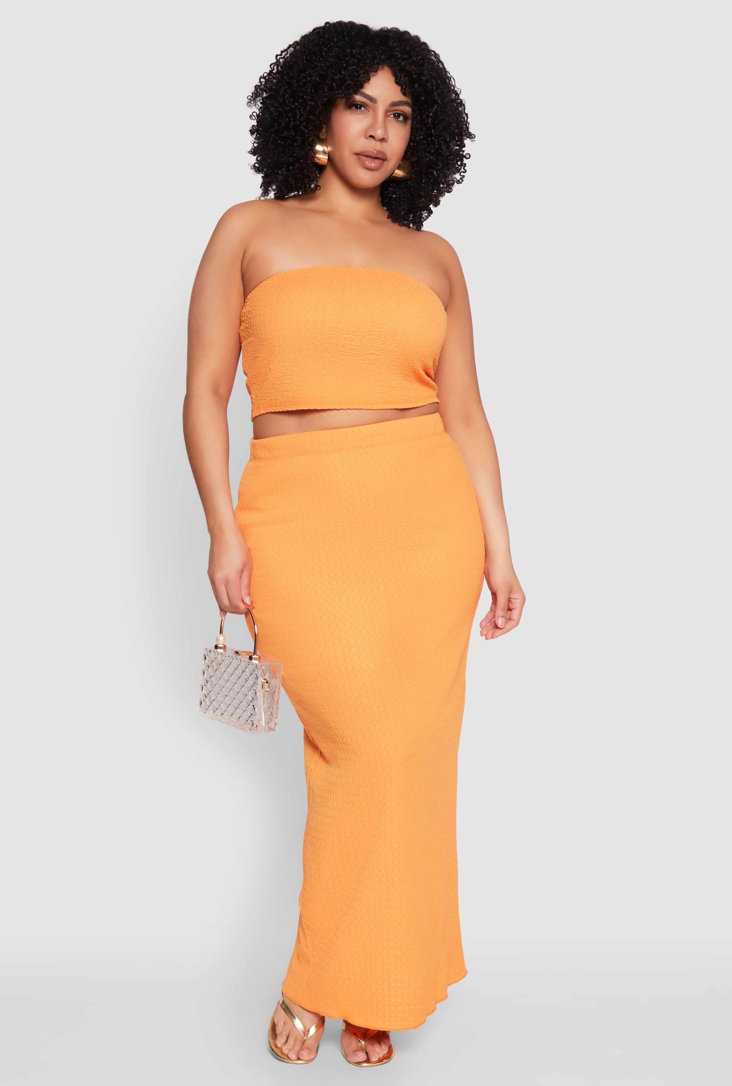 Plus Size Textured Knit Maxi Skirt