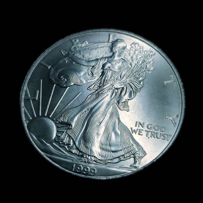1999   American Silver Eagle  Key Date!   -  1 Oz .999  Lot# 82