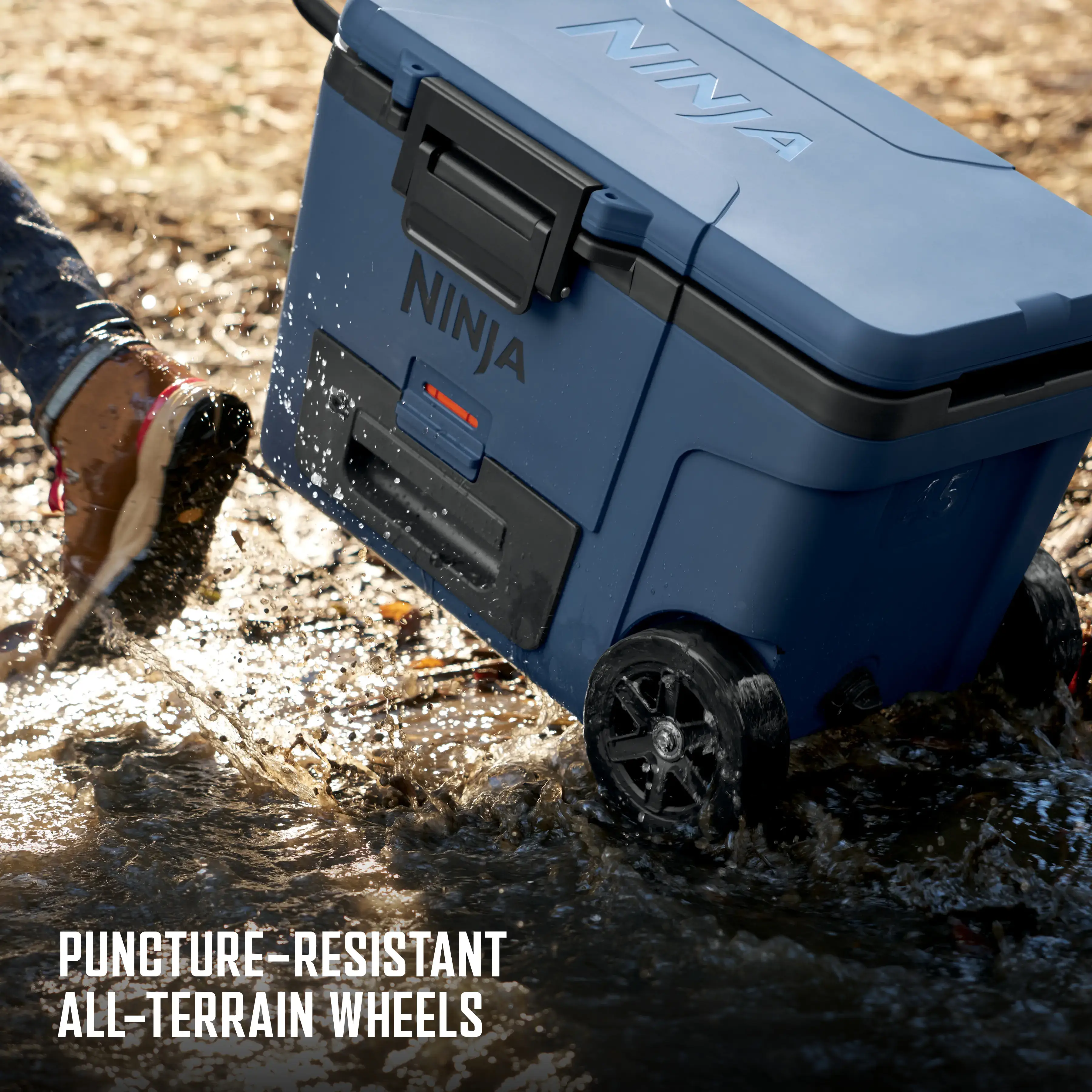 Portable for Outdoor Use 45qt Cooler with Wheels in Lakeshore Blue