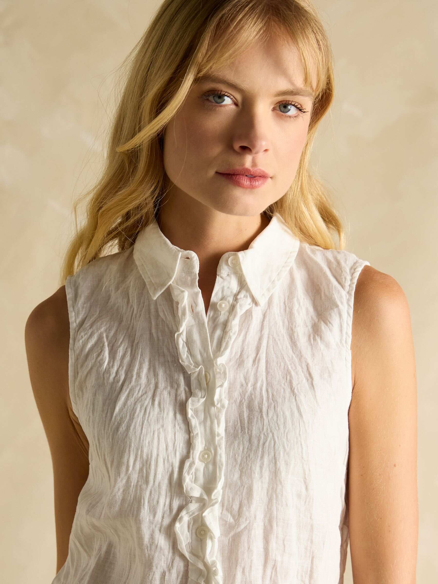 Selene Blue 100% Linen Sleeveless Shirt