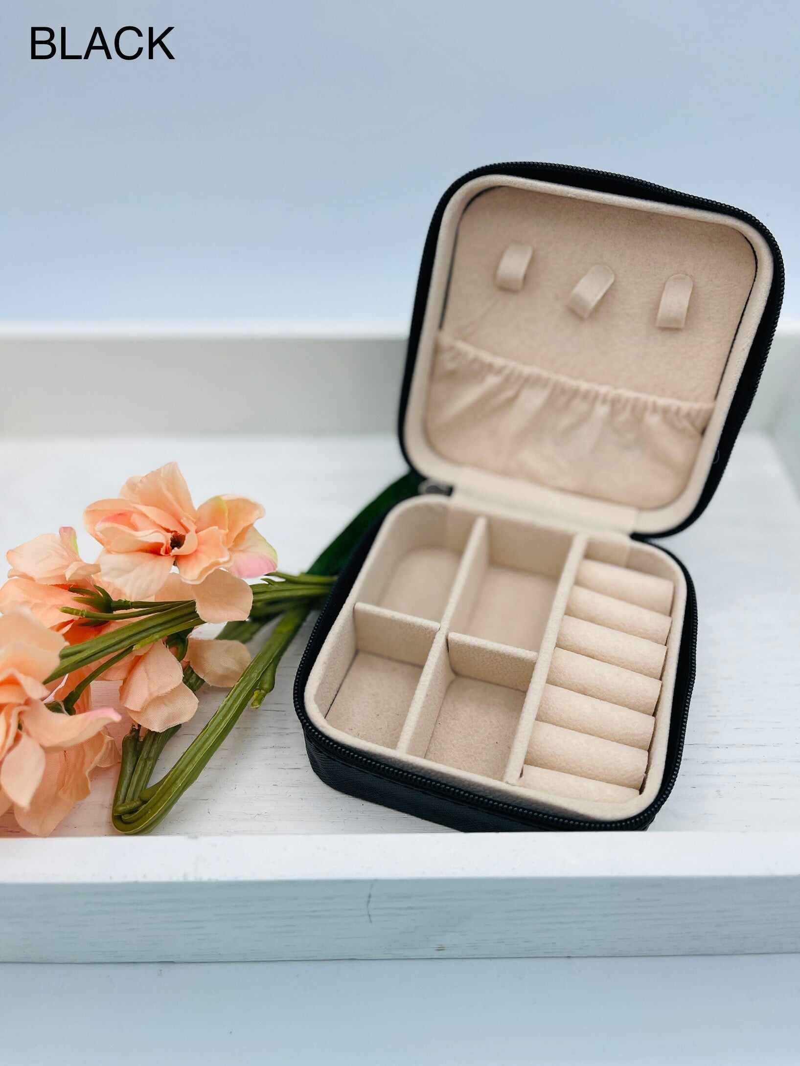 Mini Jewelry Case- Multiple Colors!