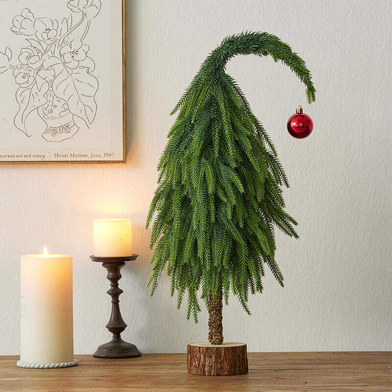Crooked Neck Christmas Leaves Nobelson Home Small Desktop Ornament