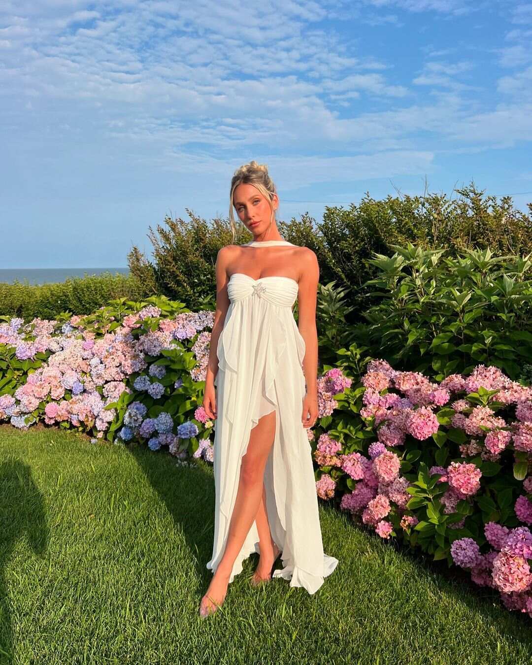 Sexy halterneck chiffon ruffled dress