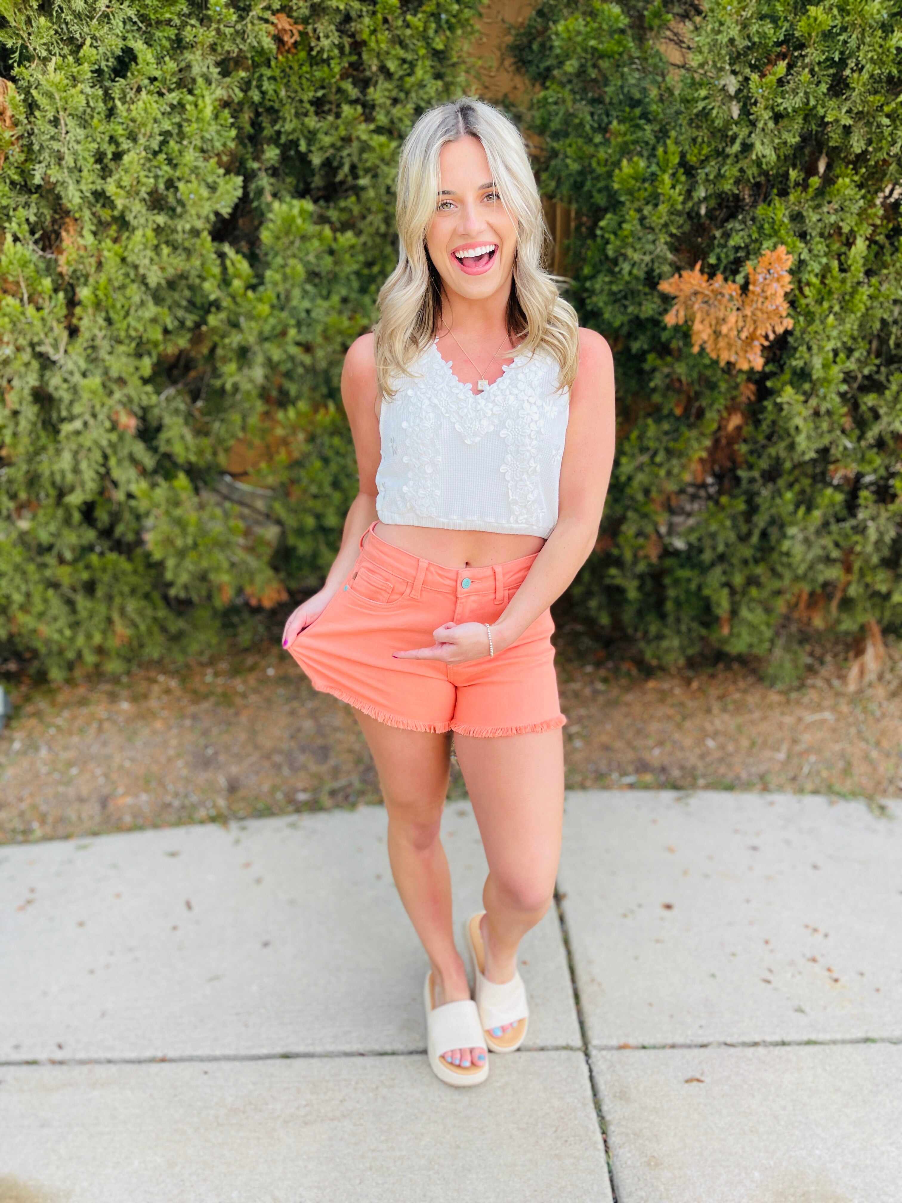REG/CURVY Pretty As A Peach Shorts