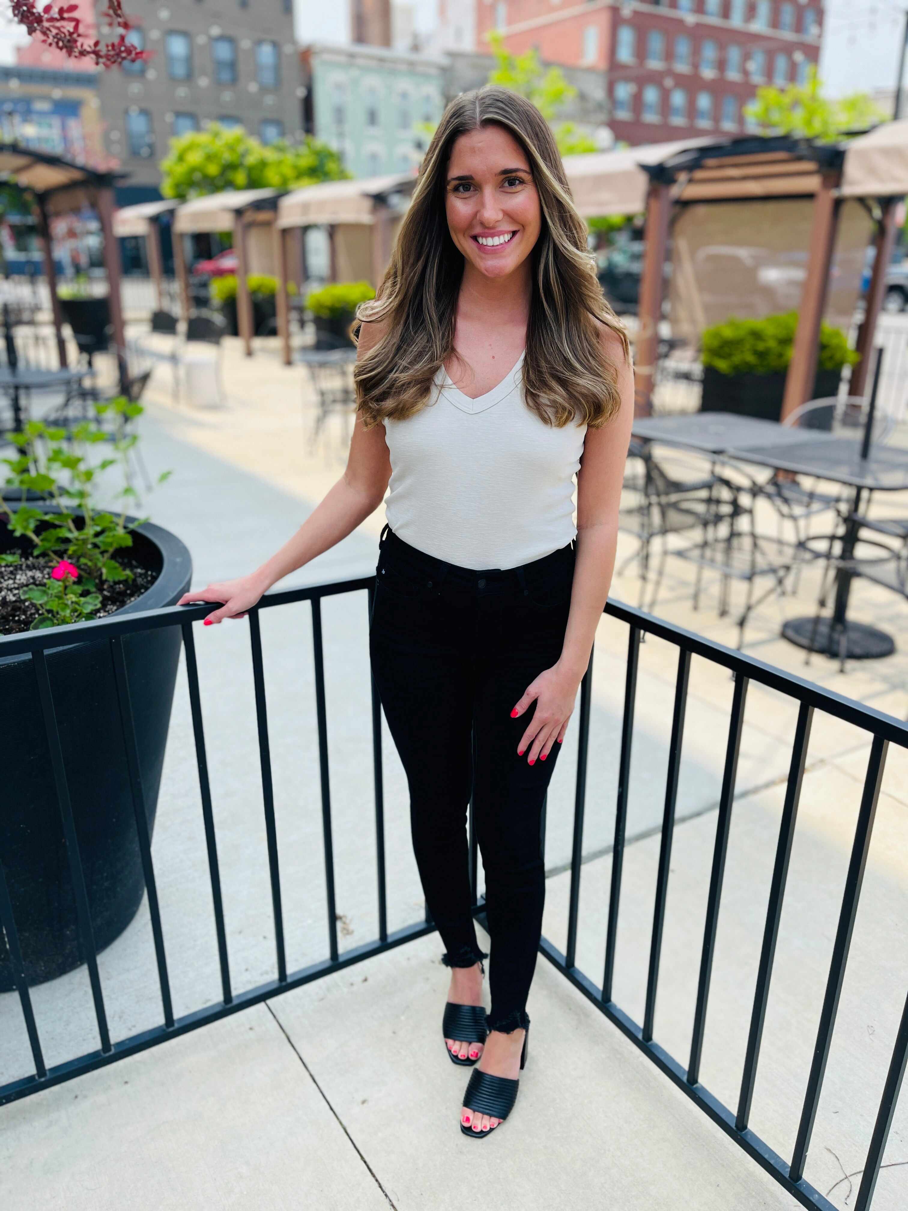 MARKDOWNS! Tummy Control Black Skinny Jeans in Reg/Curvy Fifth Restock!