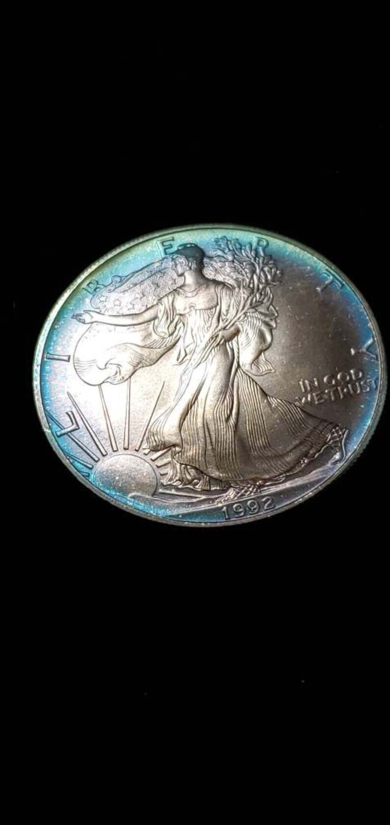 1992  American Silver Eagle BU   -  1 Oz .999 Silver - Awesome Bluish toning   Key Date ! #461