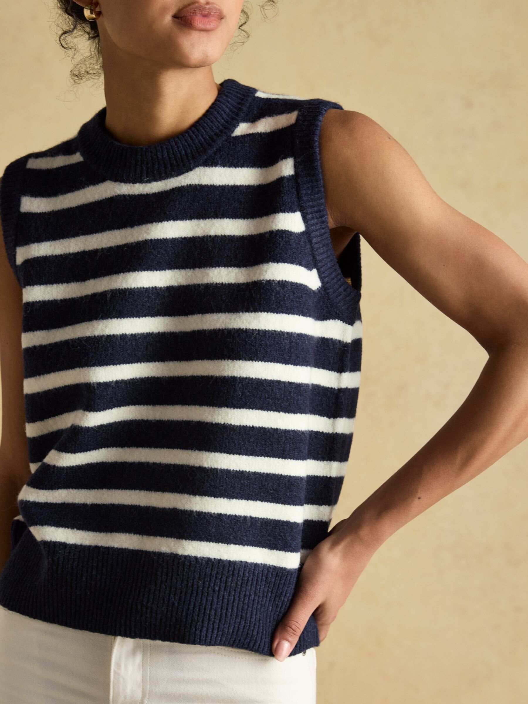 Holly Navy/White Knitted Vest