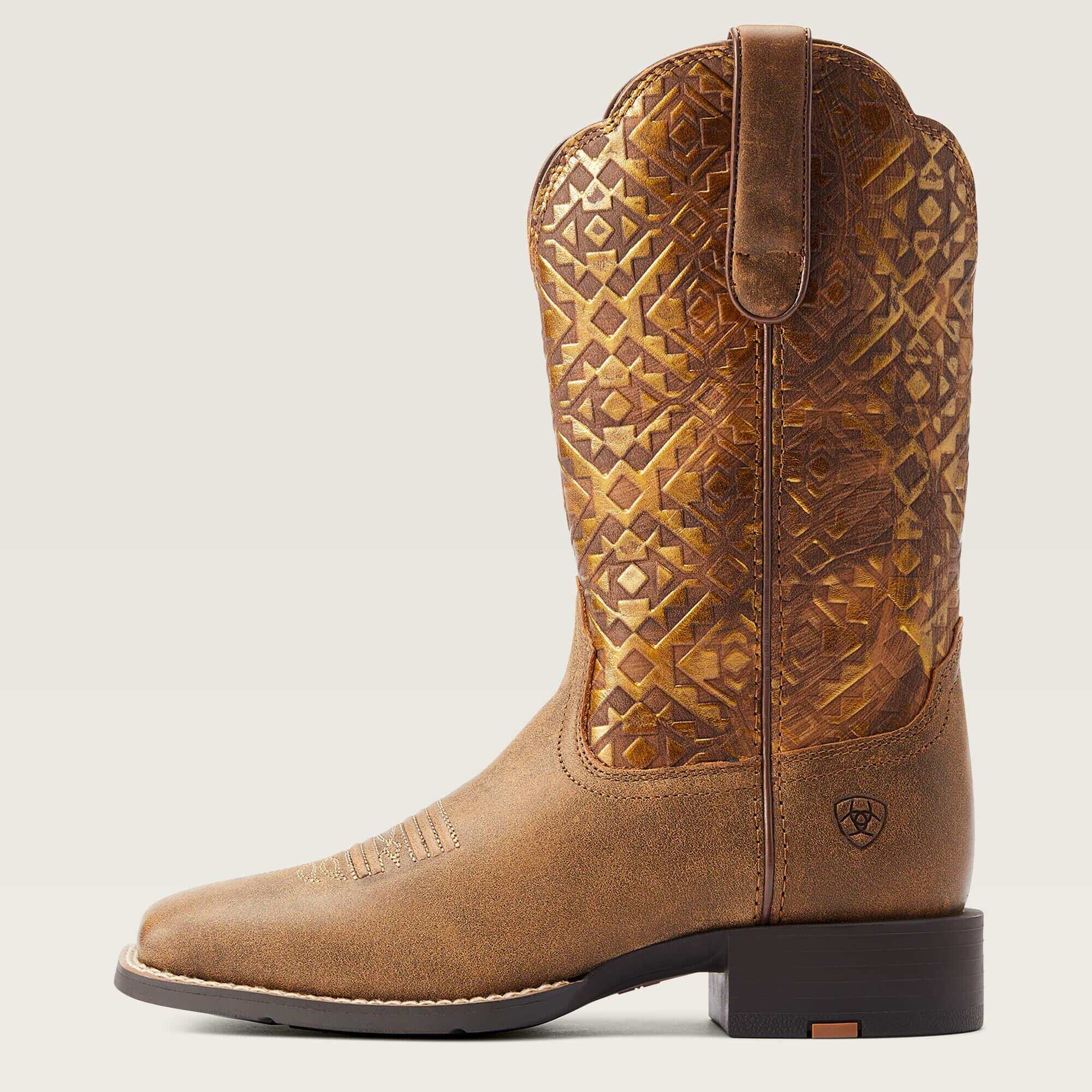 Round Up Wide Square Toe Western Boot