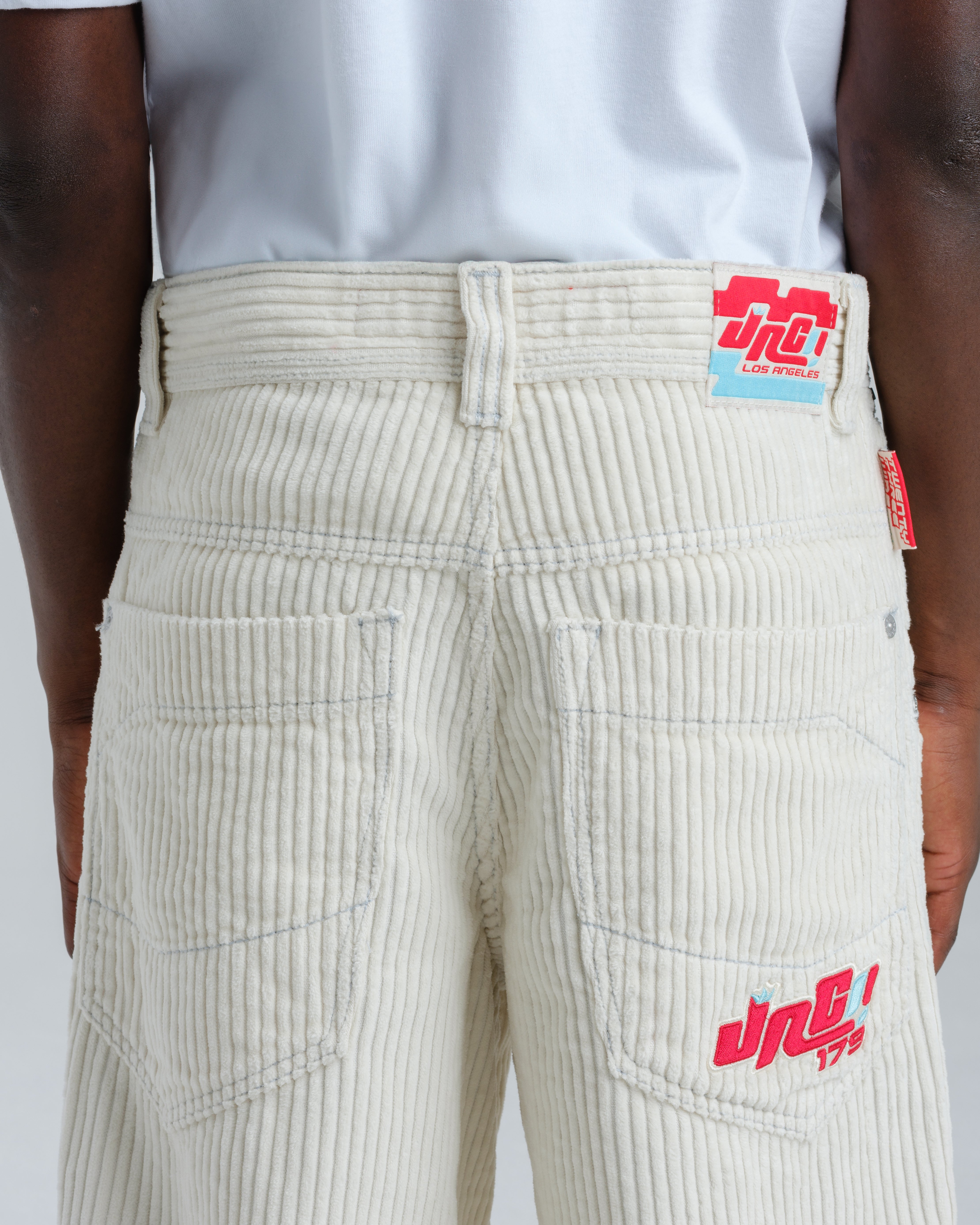 1179 Easy Wide Pipes. 23