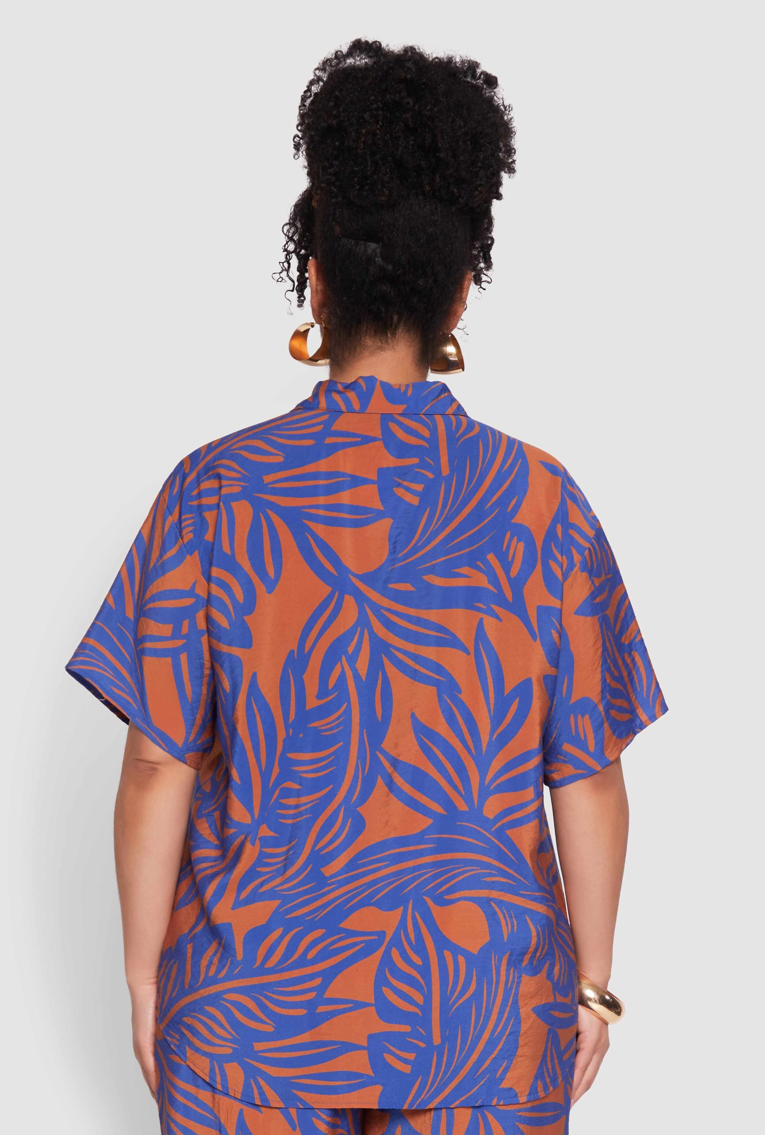 Plus Size Leaf Print Blouse