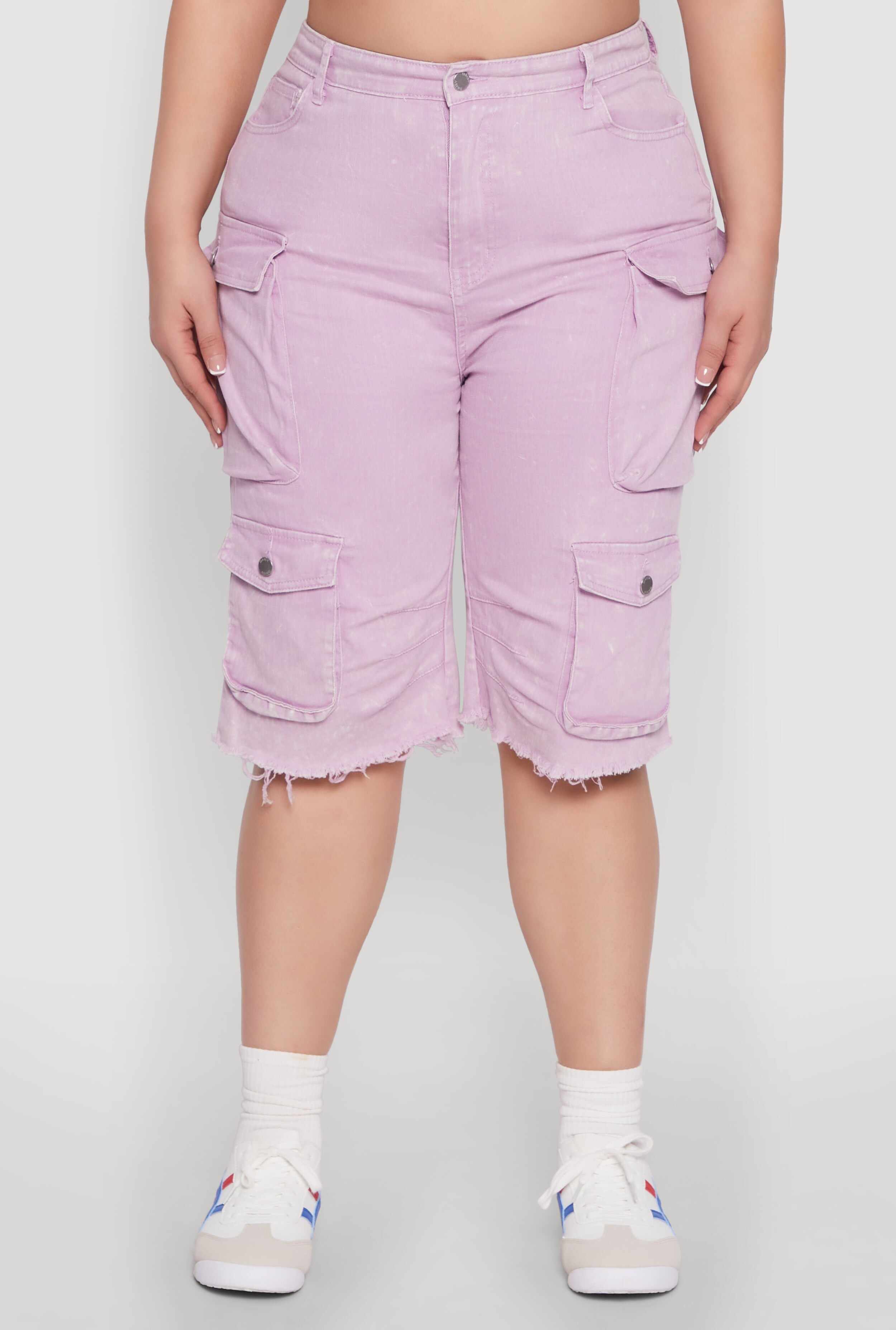 Plus Size Daisy Acid Wash Cargo Bermuda Shorts