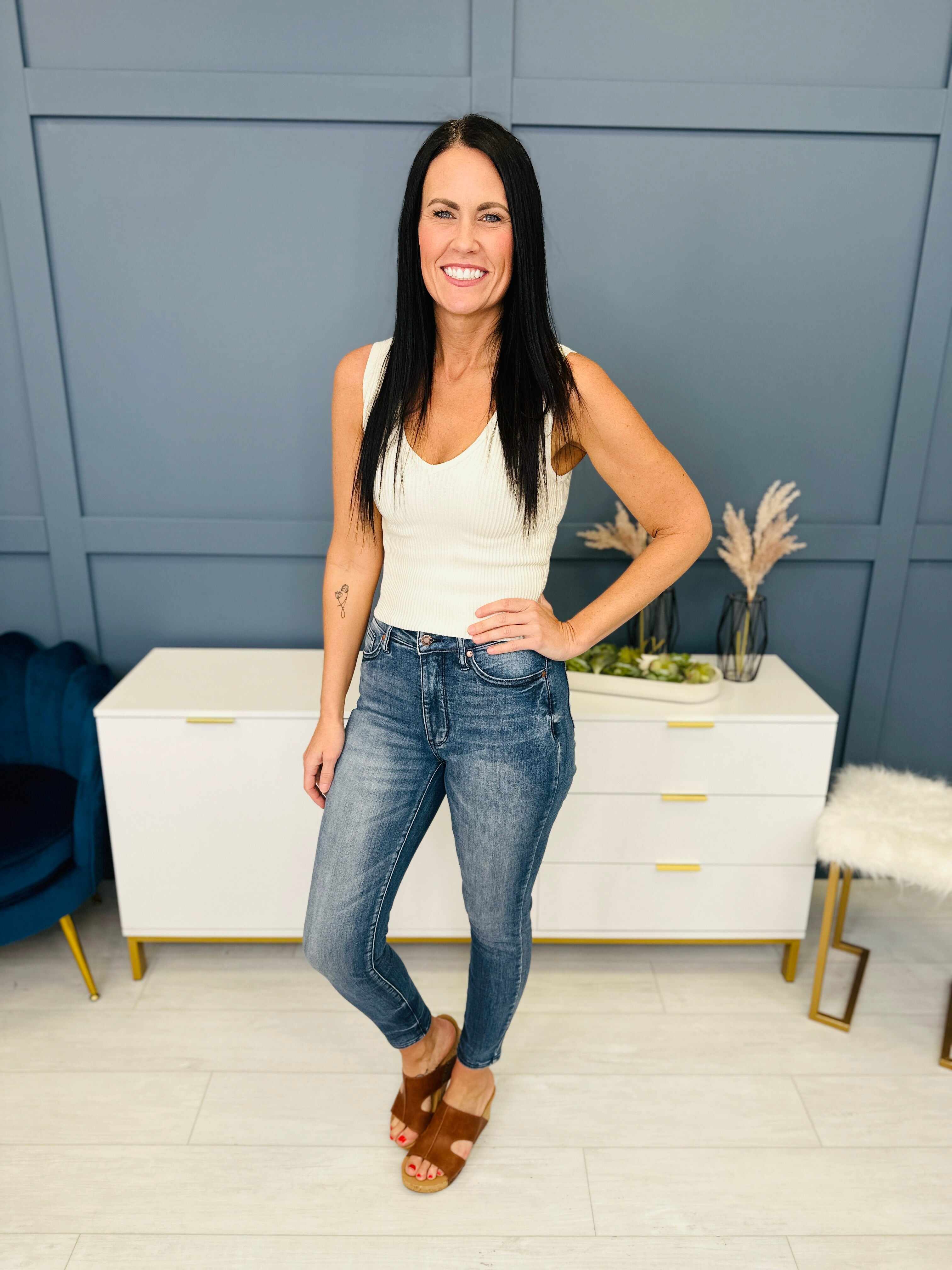 Tummy Control Skinny Jeans in Reg/Curvy Total Infatuation Restock