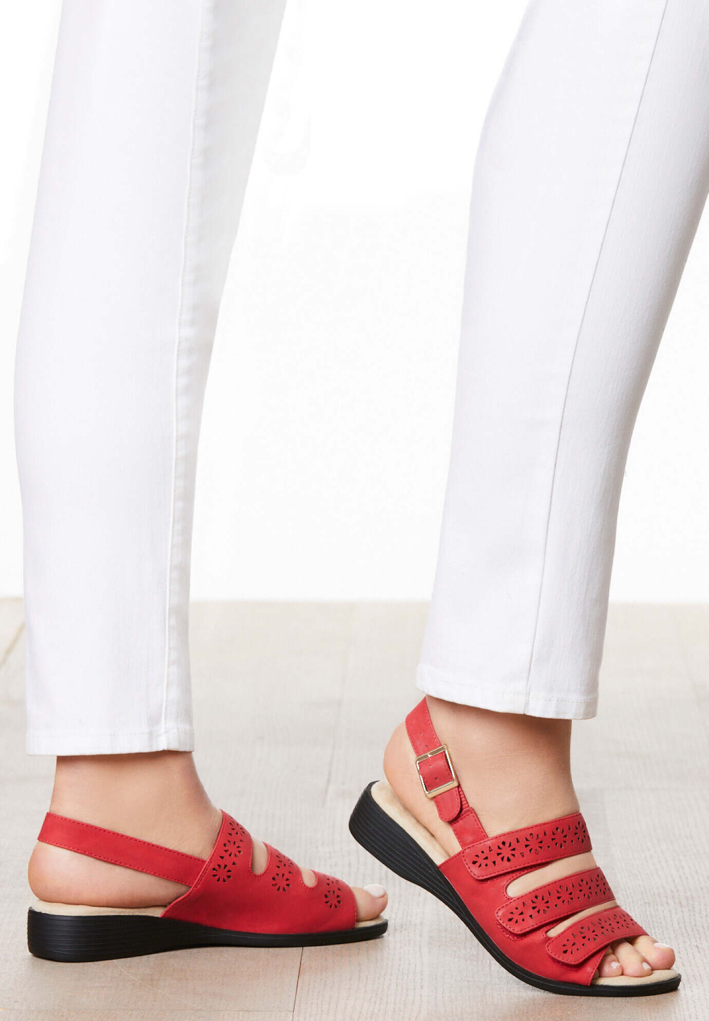 The Sutton Sandal By Comfortview