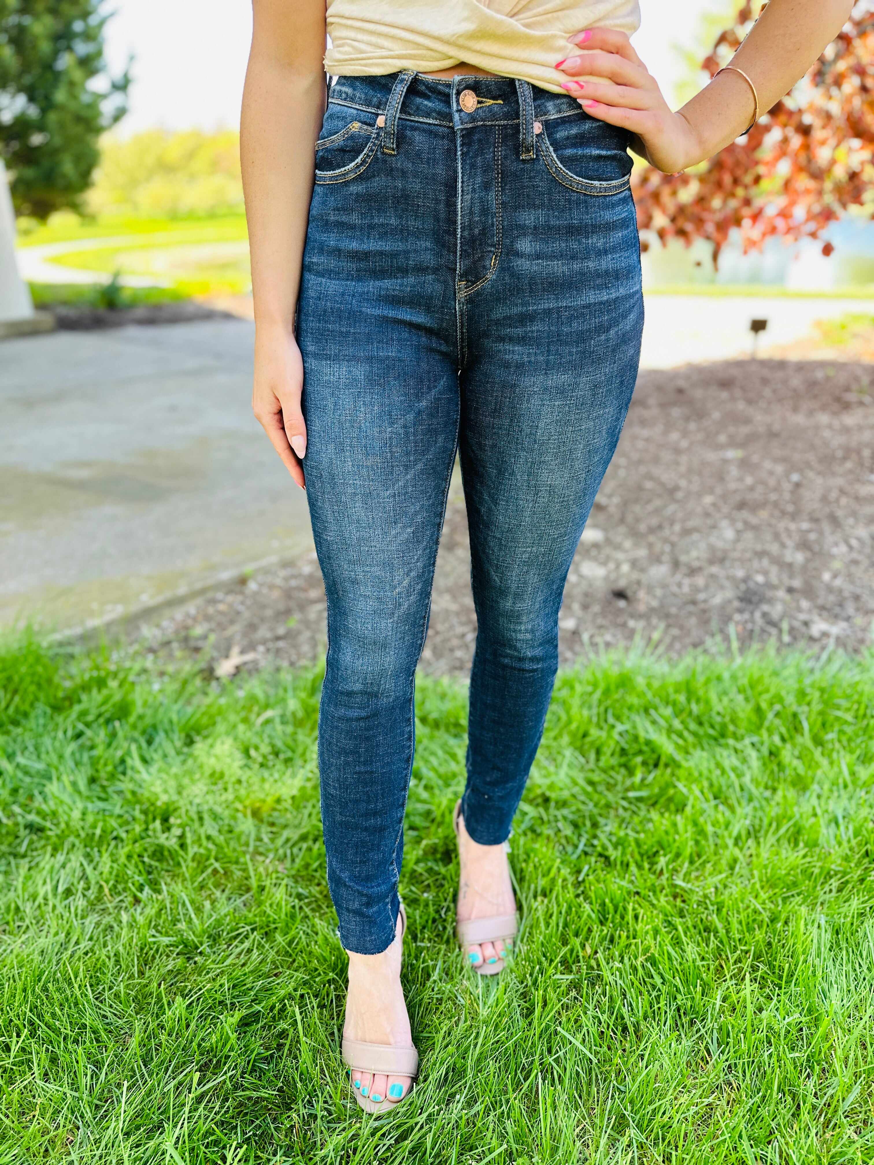 MARKDOWNS! Tummy Control and Butt Lifting Skinny Jeans in Reg/Curvy The Trifecta Fourth Restock!
