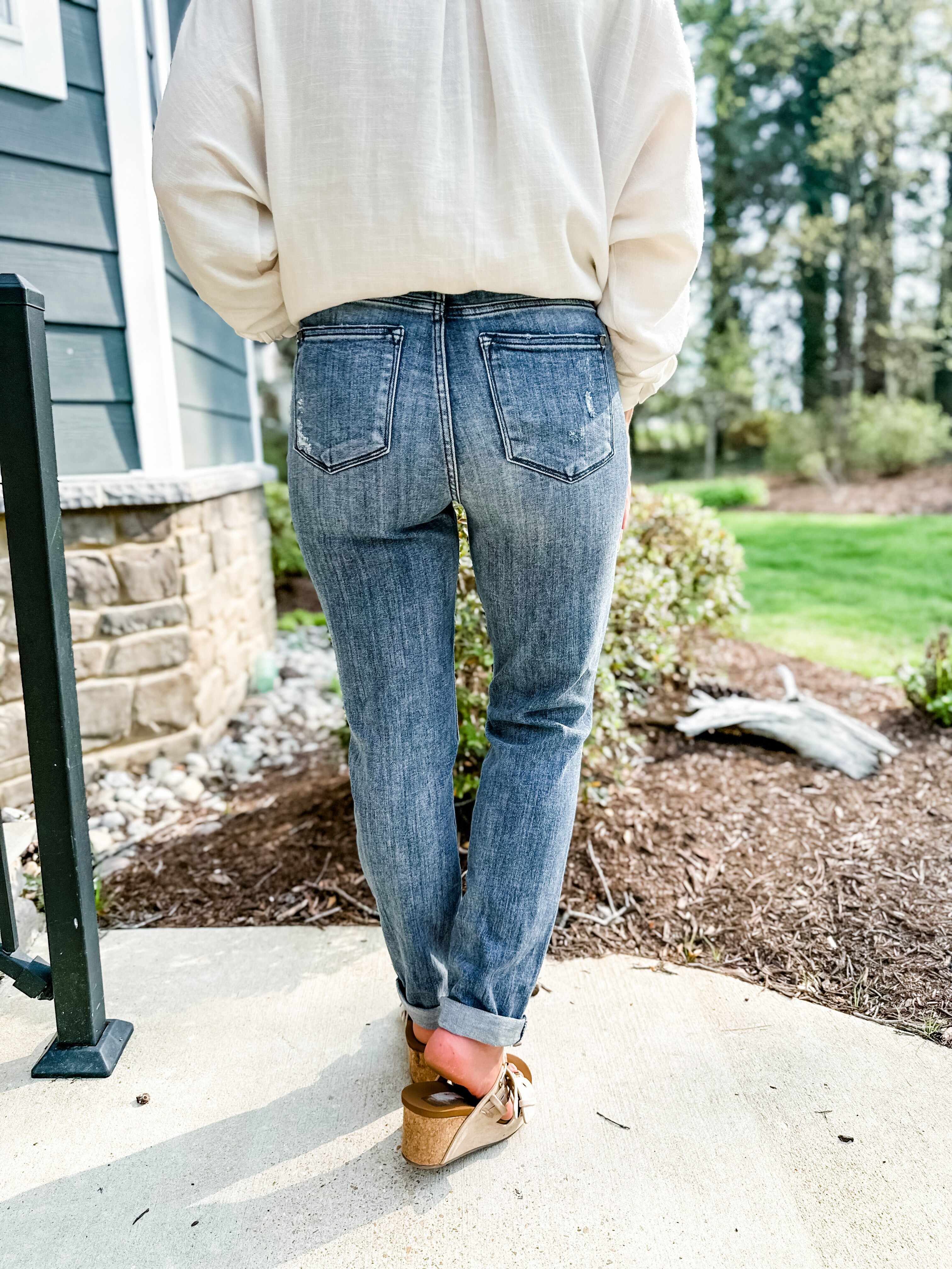 🔥Hot Sales🔥Weekender Dark Wash High Rise Boyfriend Jeans