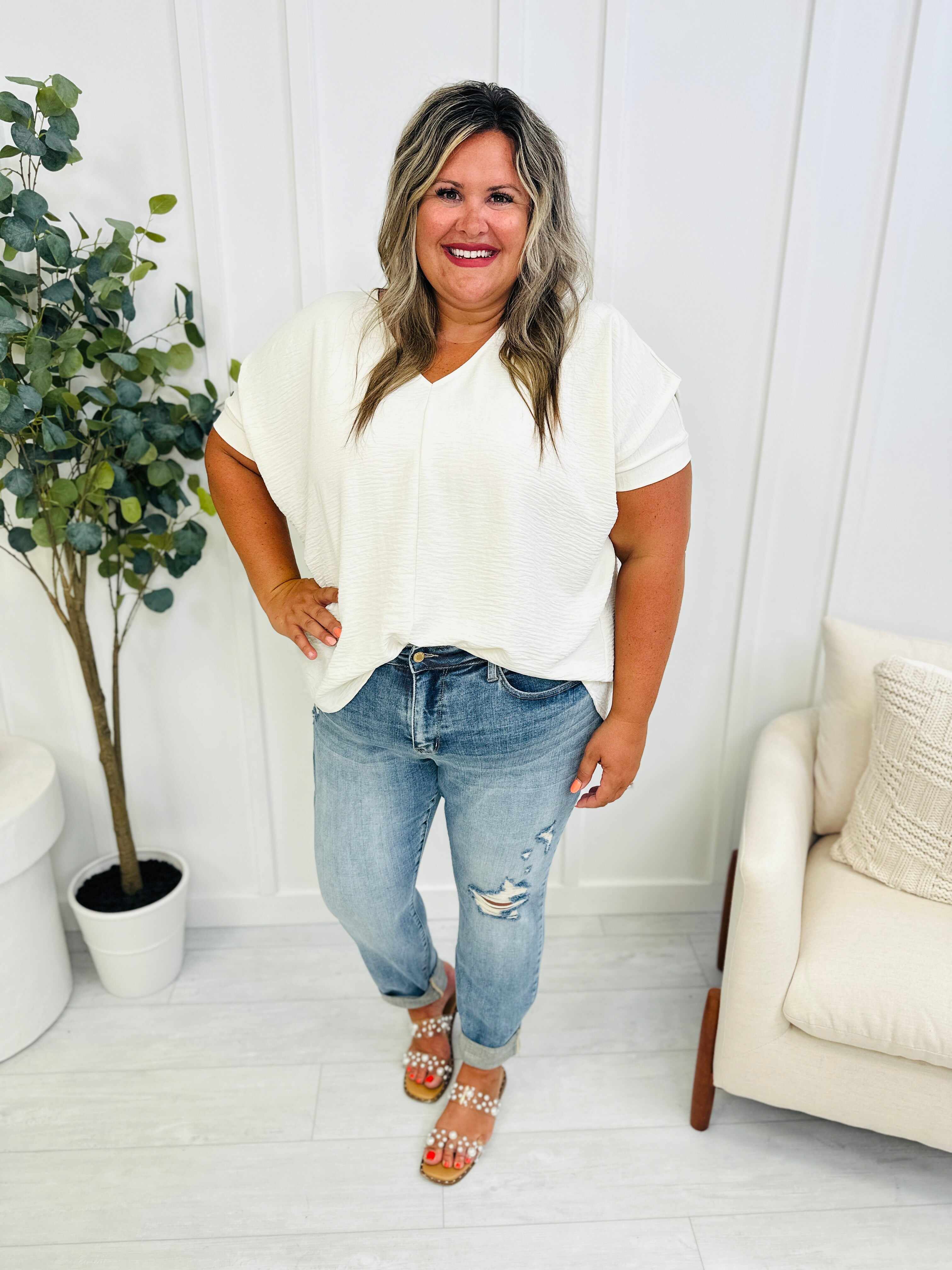 REG/CURVY Long Lost Boyfriend Mid Rise Long Inseam Boyfriend Jeans