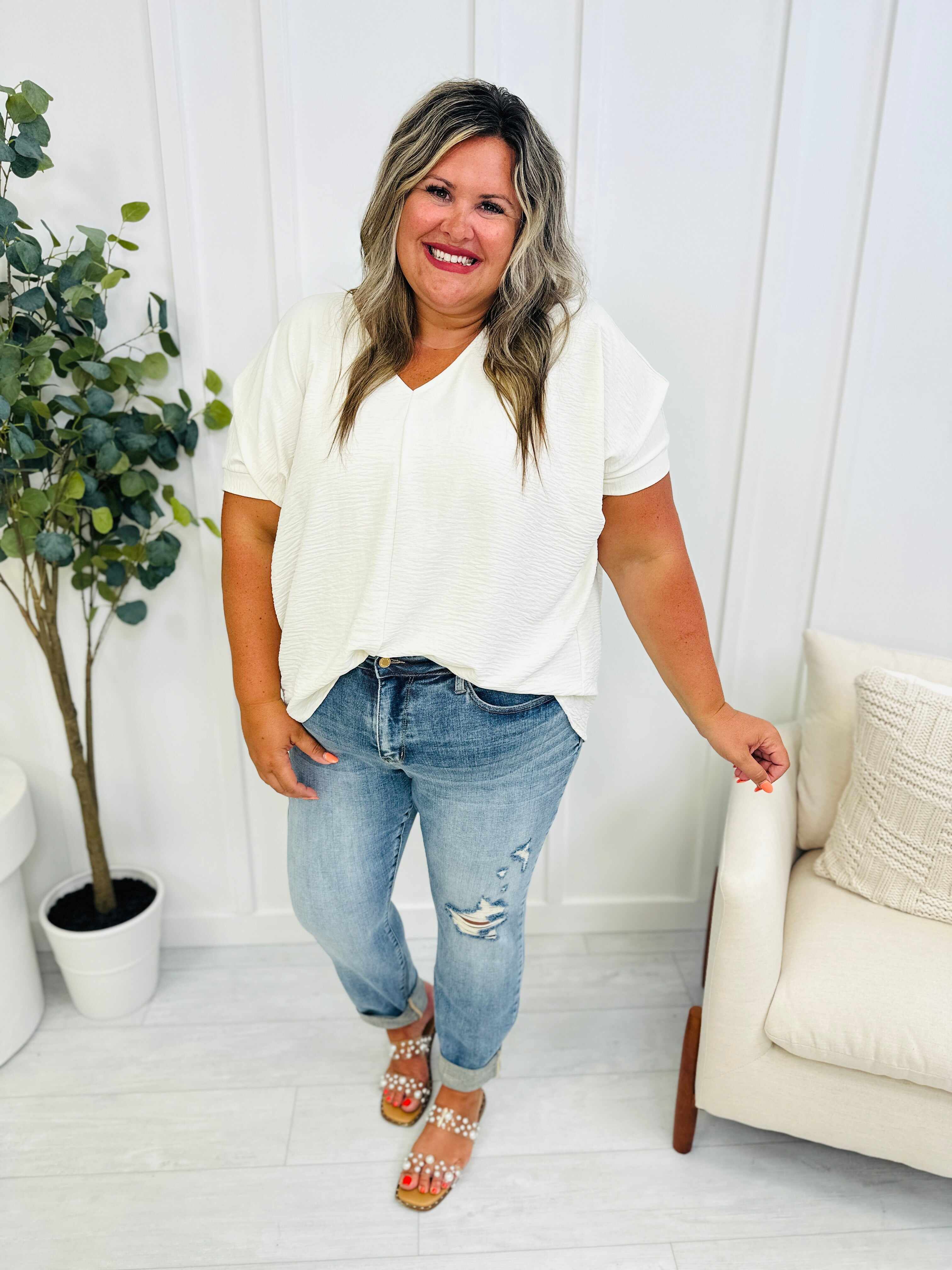 REG/CURVY Long Lost Boyfriend Mid Rise Long Inseam Boyfriend Jeans