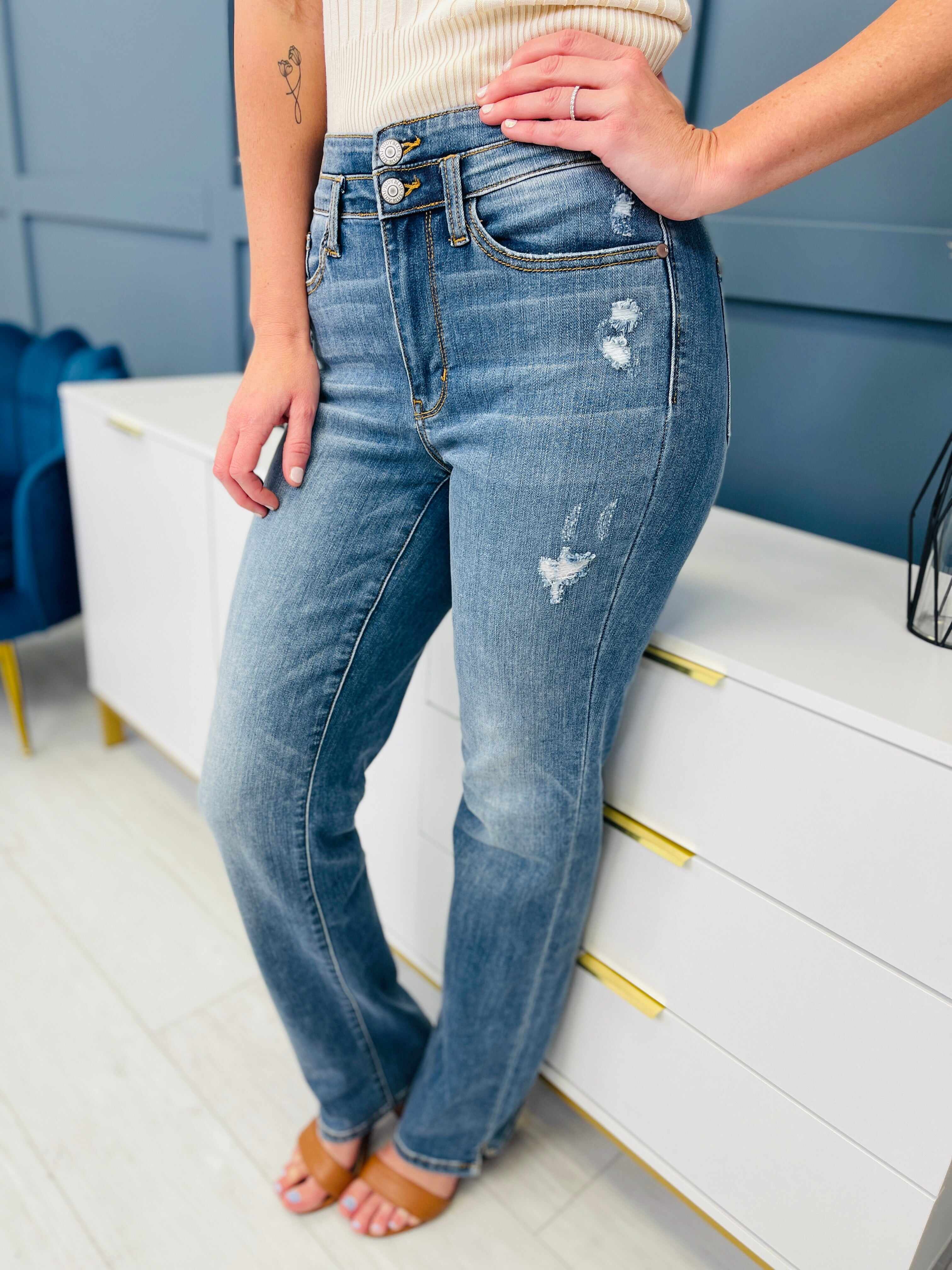 REG/CURVY Make It a Double Straight Jeans