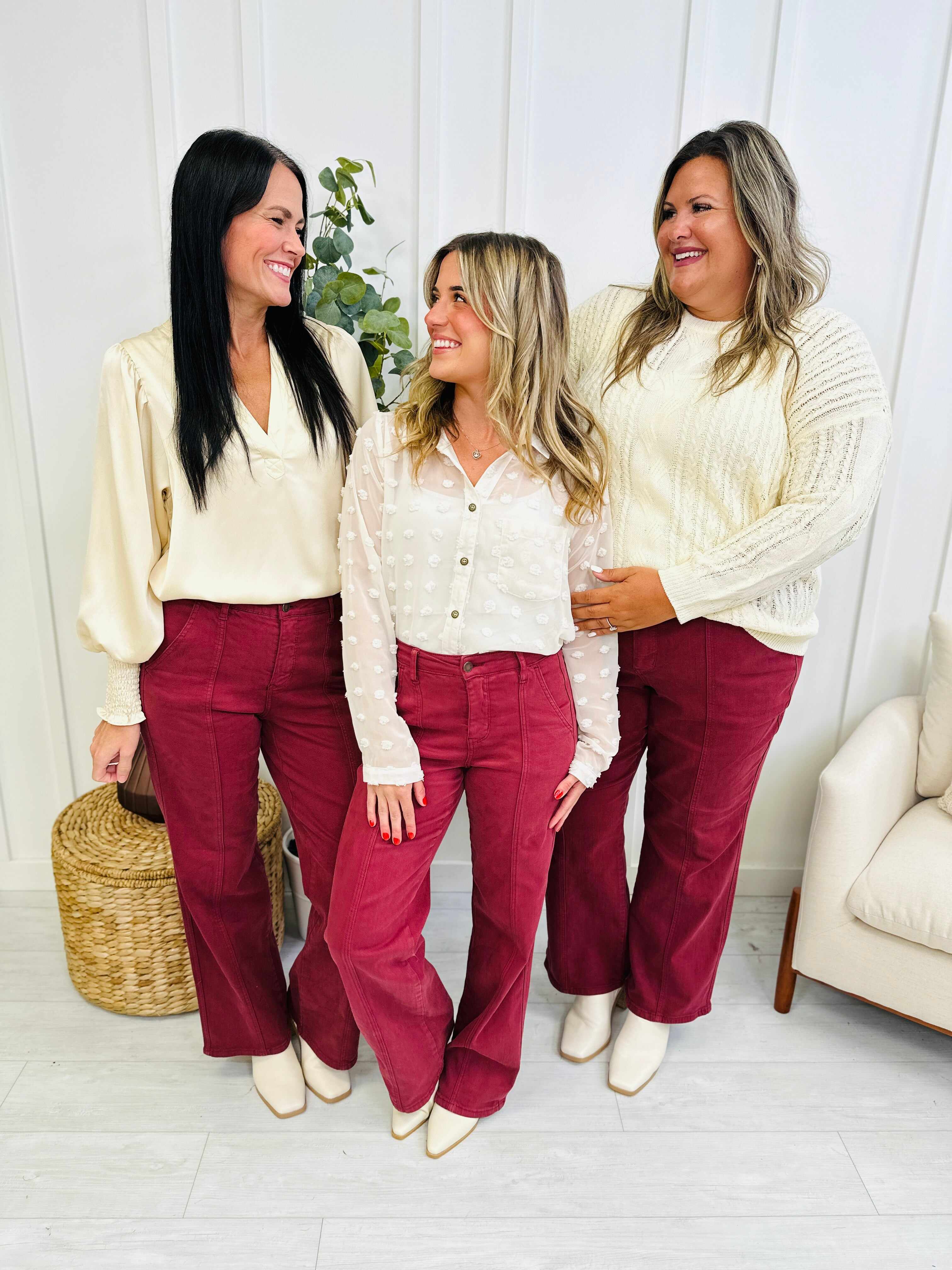 REG/CURVY Red, Red Wine Straight Burgundy Jeans