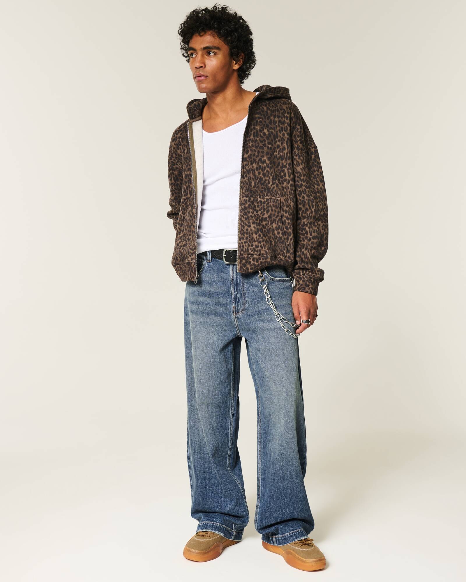 Medium Wash Super Baggy Jeans