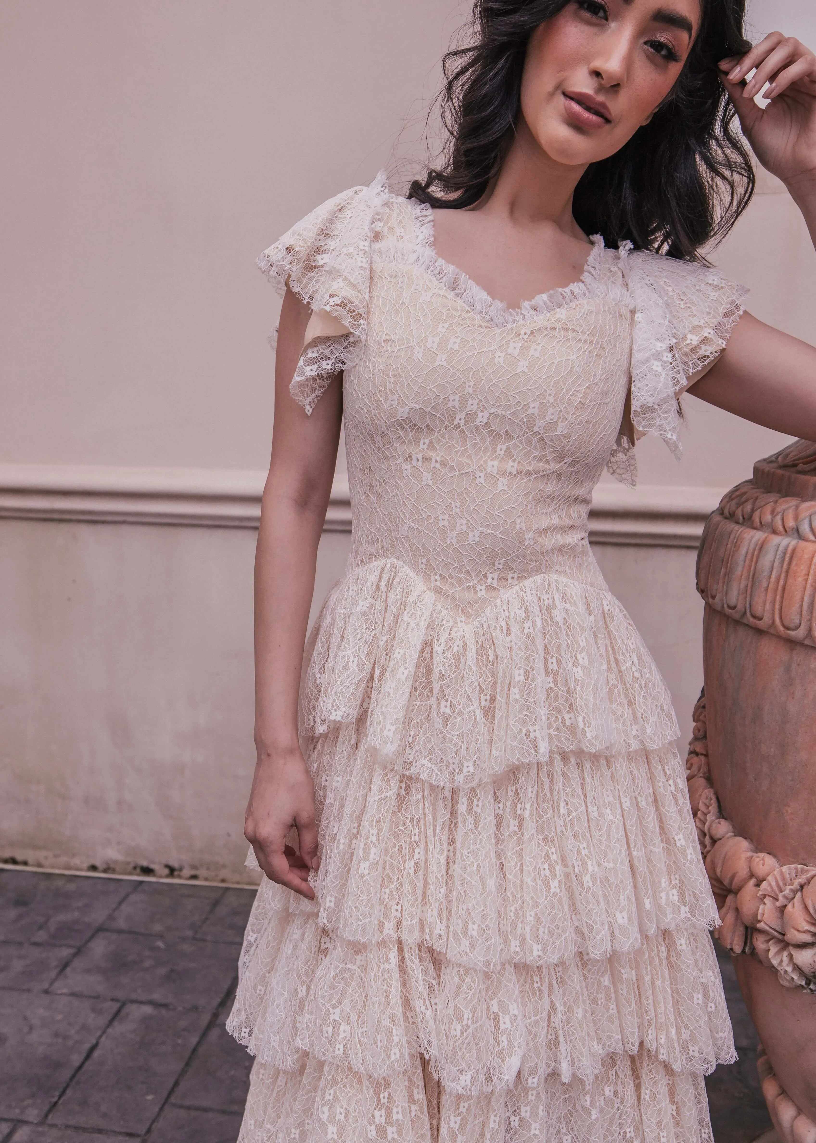 Mia Dress Champagne