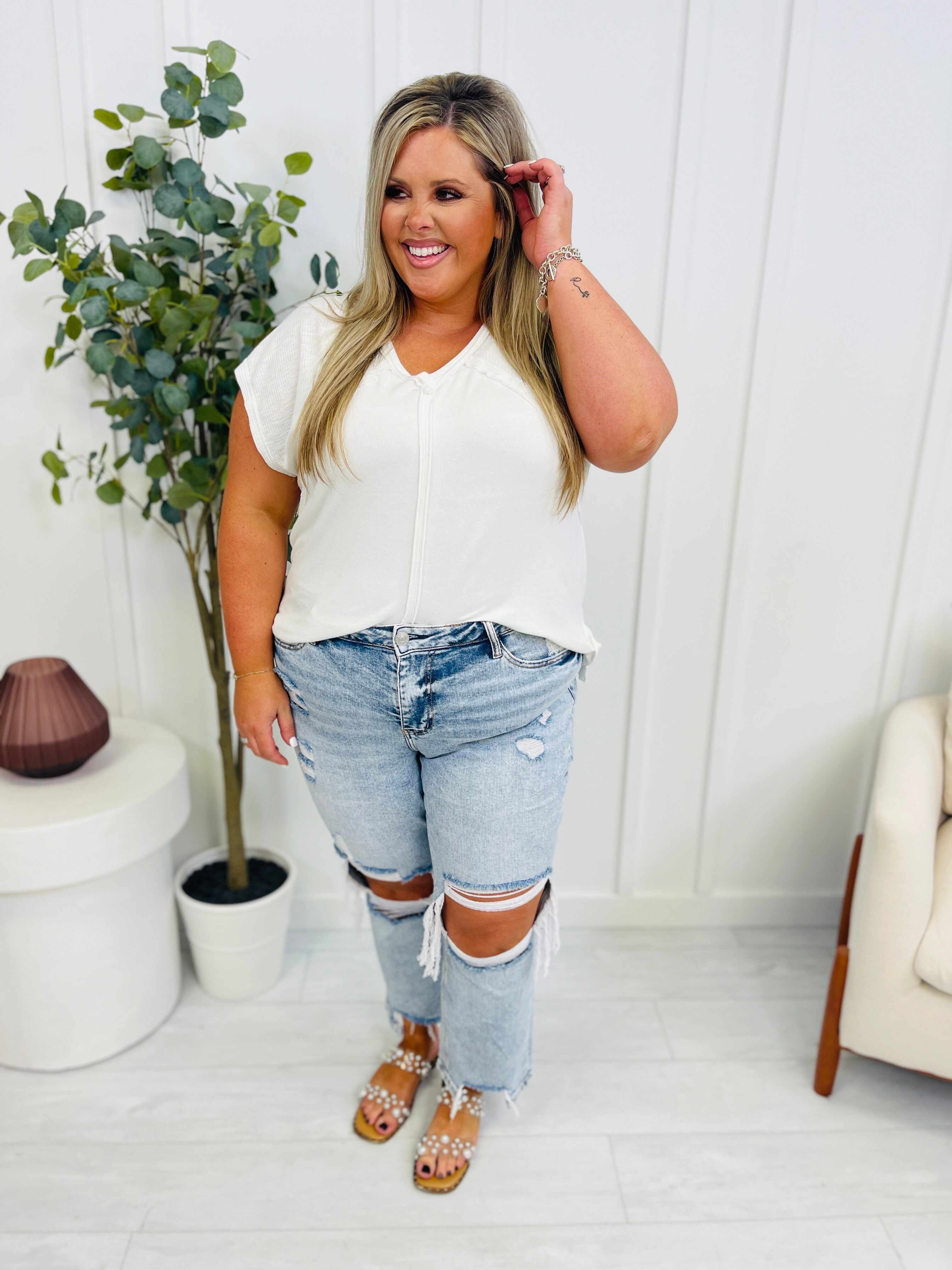 RESTOCK! Lovervet REG/CURVY You're My Lover Cropped Straight Leg Jeans