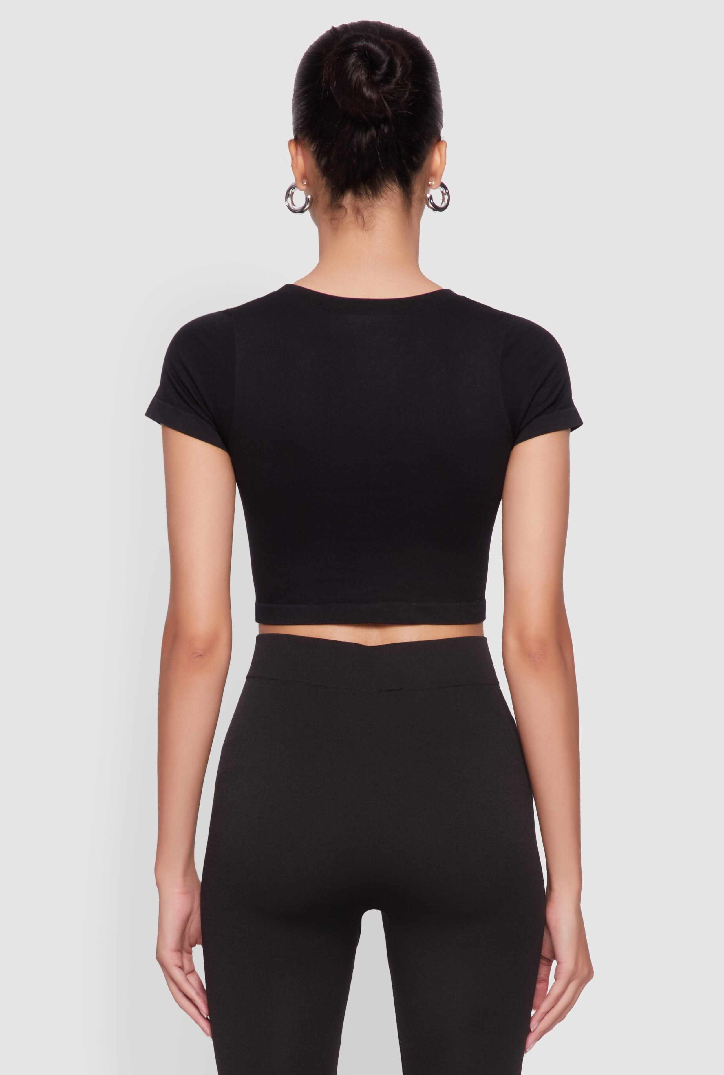 Seamless Crew Neck Cropped Top