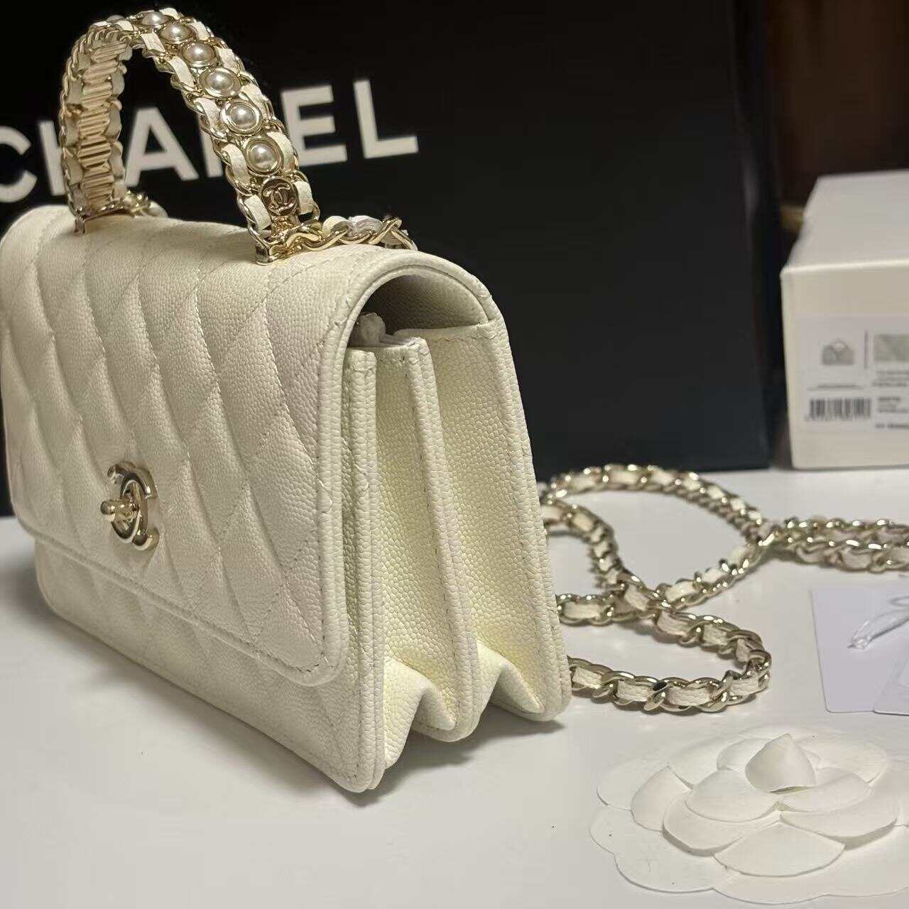 2026 QUILTED BARREL BAG BLUSH
