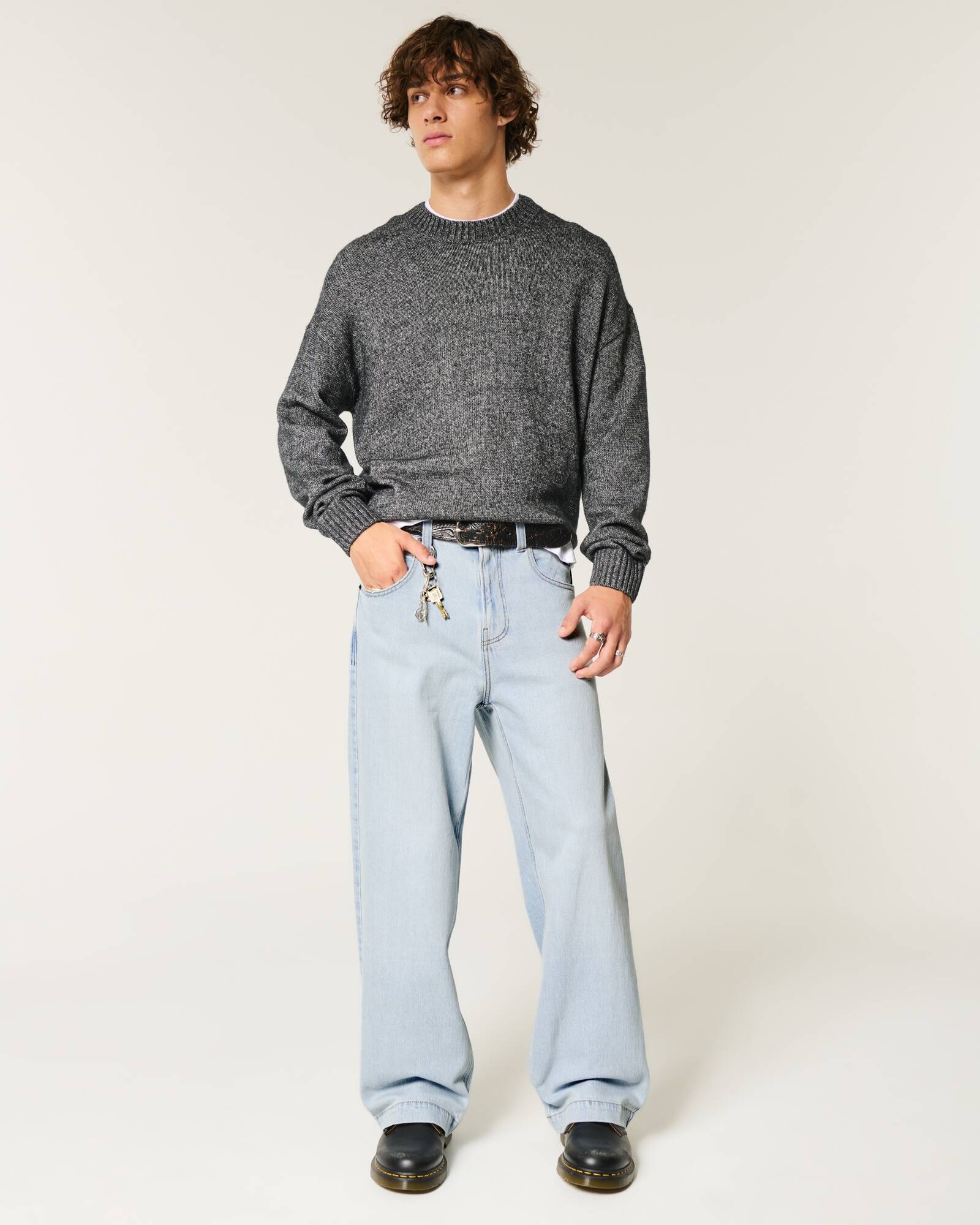 Medium Wash Super Baggy Jeans