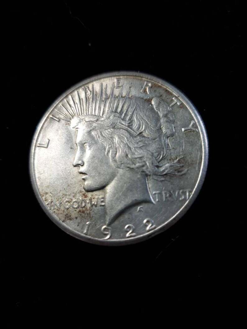1922 S Silver Peace Dollar  AU -  Key date Lot# 959