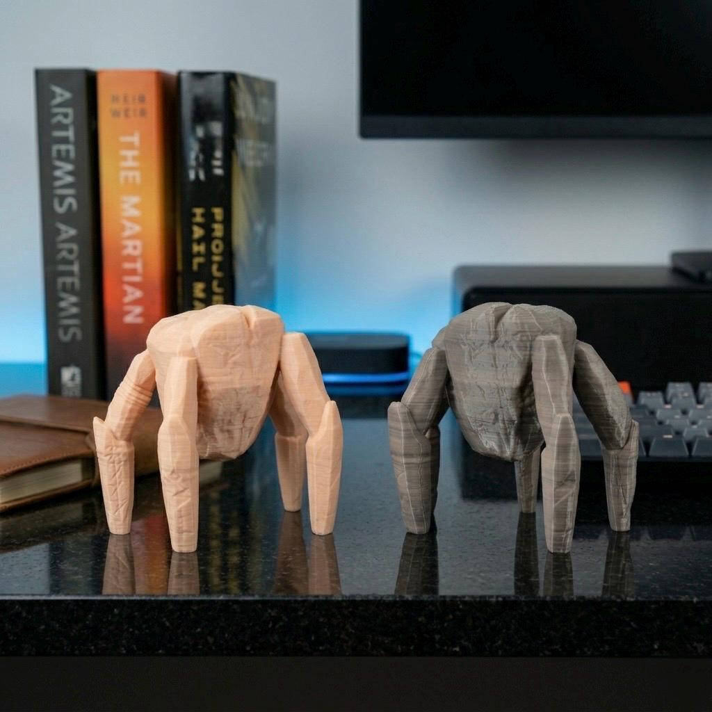 Alien Pen Holder Desk Organizer - Rocky Inspired Hail Mary Decor