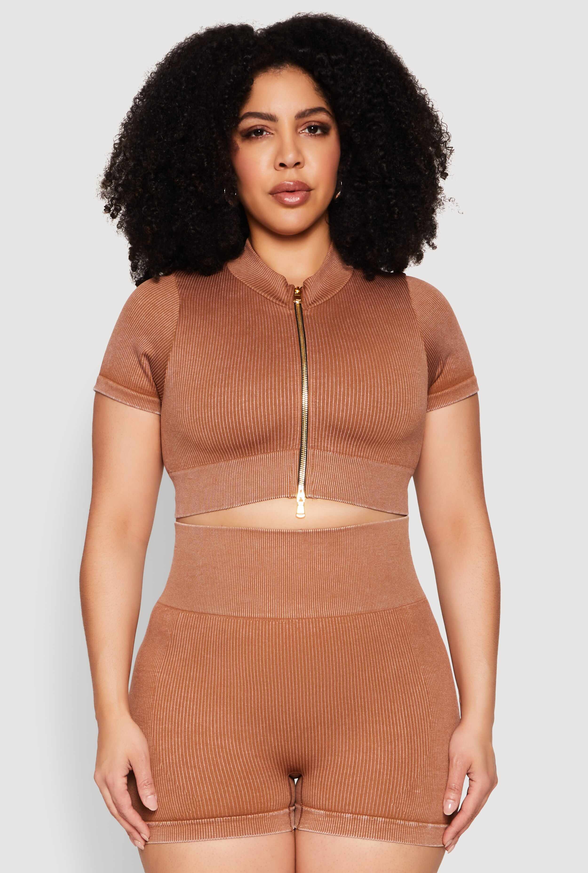 Plus Size Daisy Mineral Wash Seamless Zip Front Top