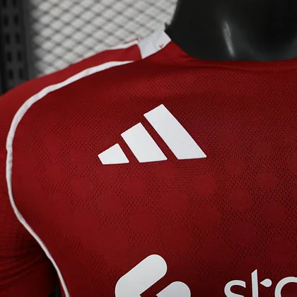 2025/2026 Player Version Liverpool Home Football Shirt