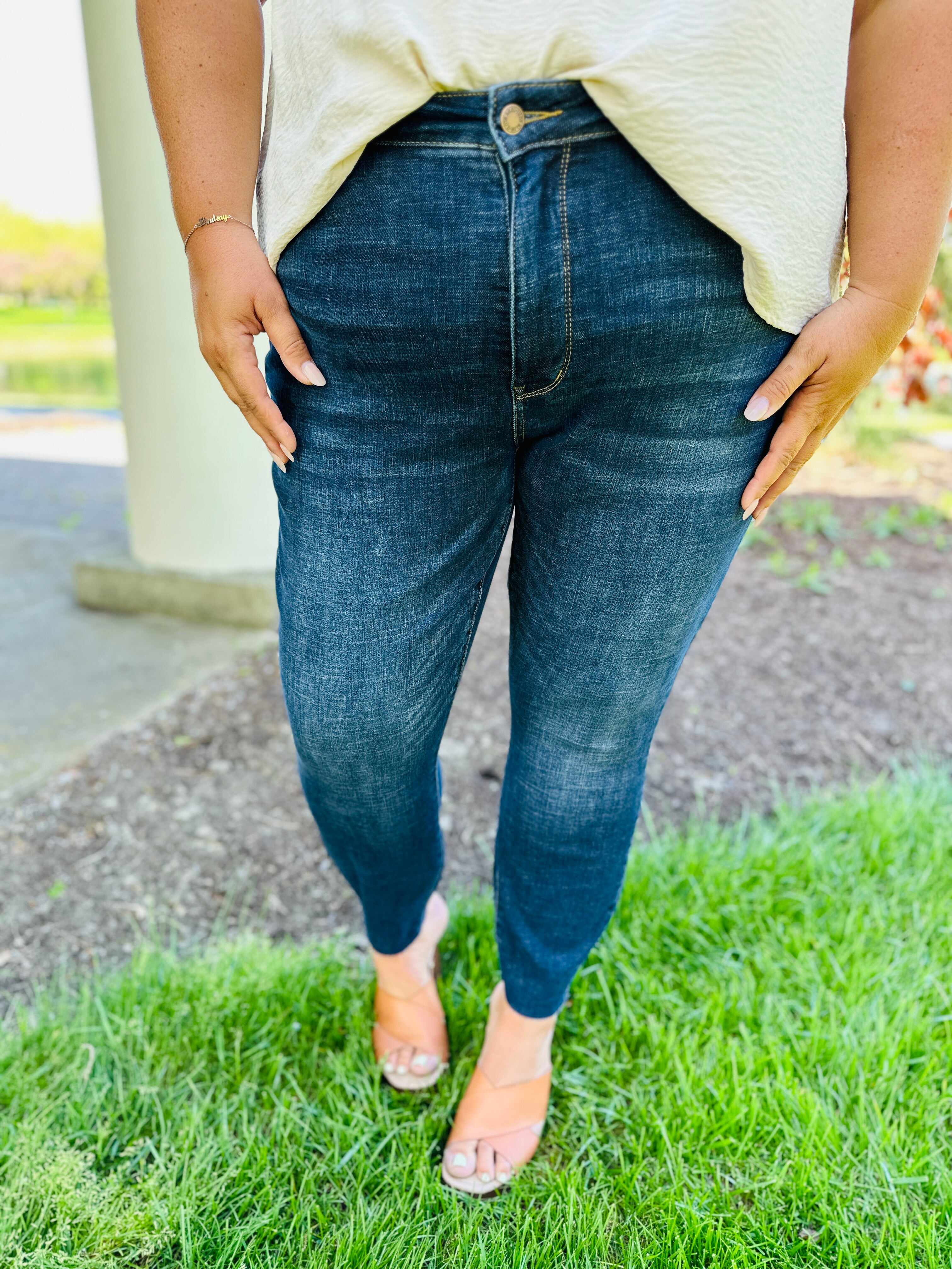MARKDOWNS! Tummy Control and Butt Lifting Skinny Jeans in Reg/Curvy The Trifecta Fourth Restock!