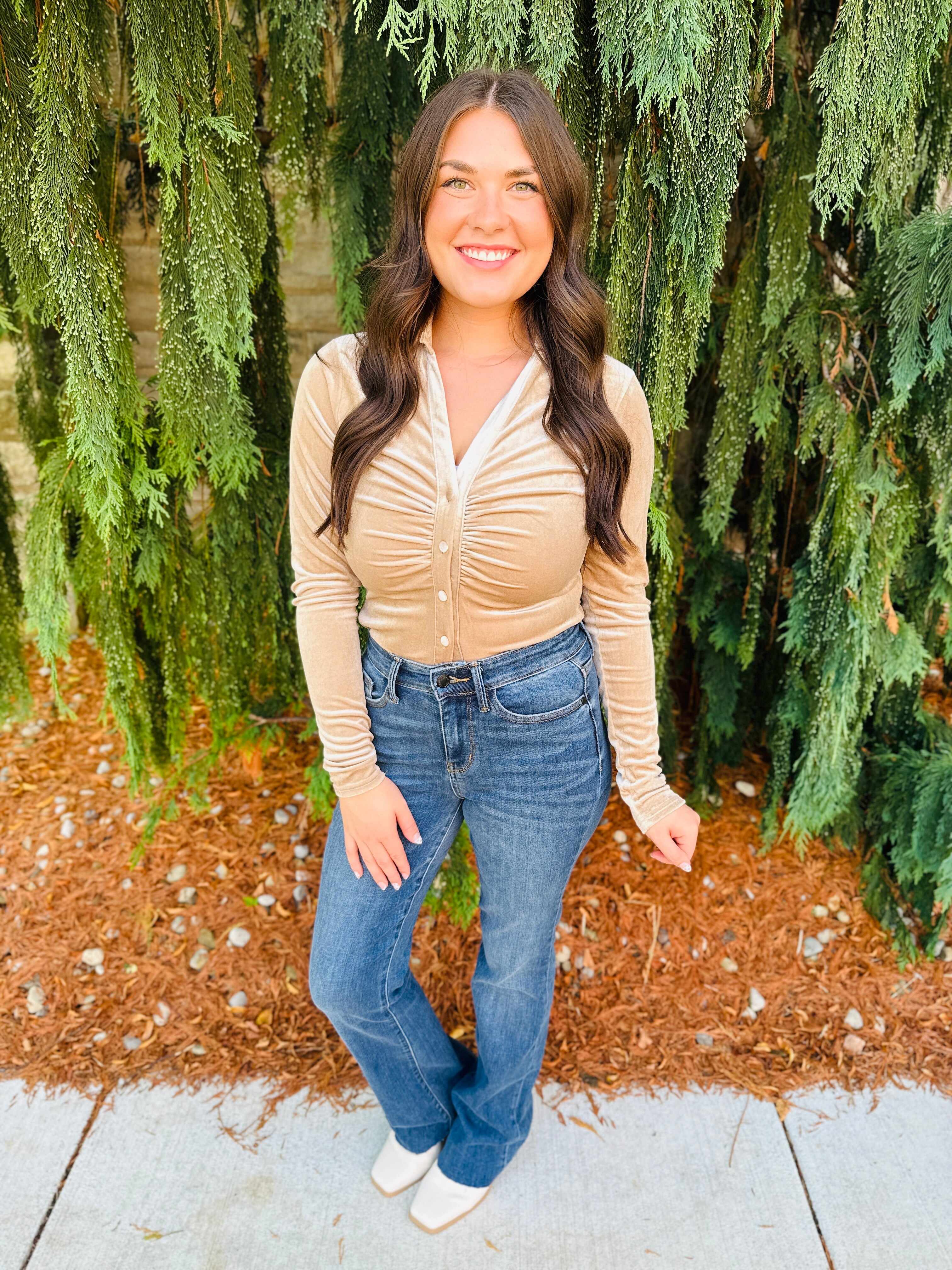 REG/CURVY Baby Got Bootcut Nondistressed Jeans