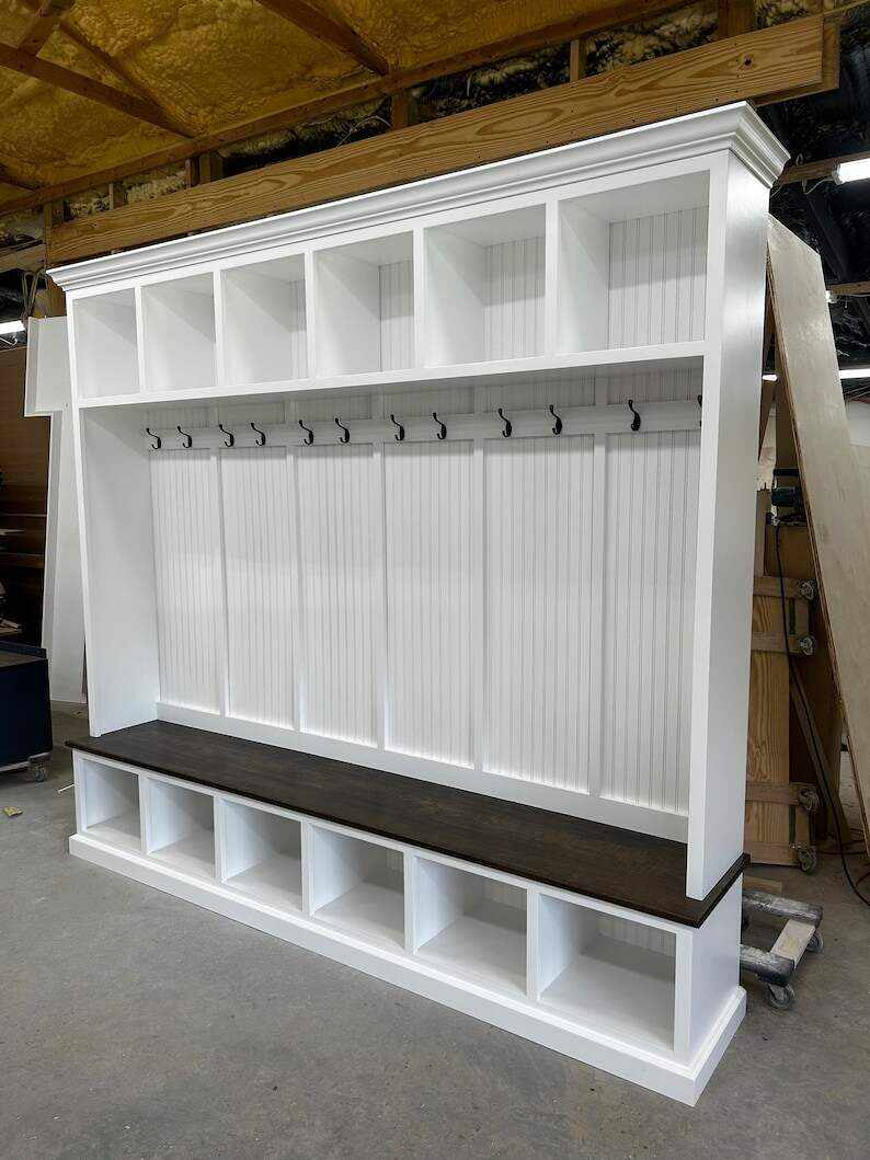 PENNSYLVANIA 6 section Mudroom bench with storage